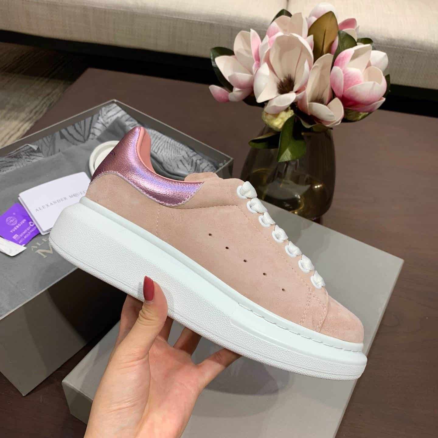 Alexander Mcqueen Sneaker Dupe - AM5 - Sneaker Replica Workshop