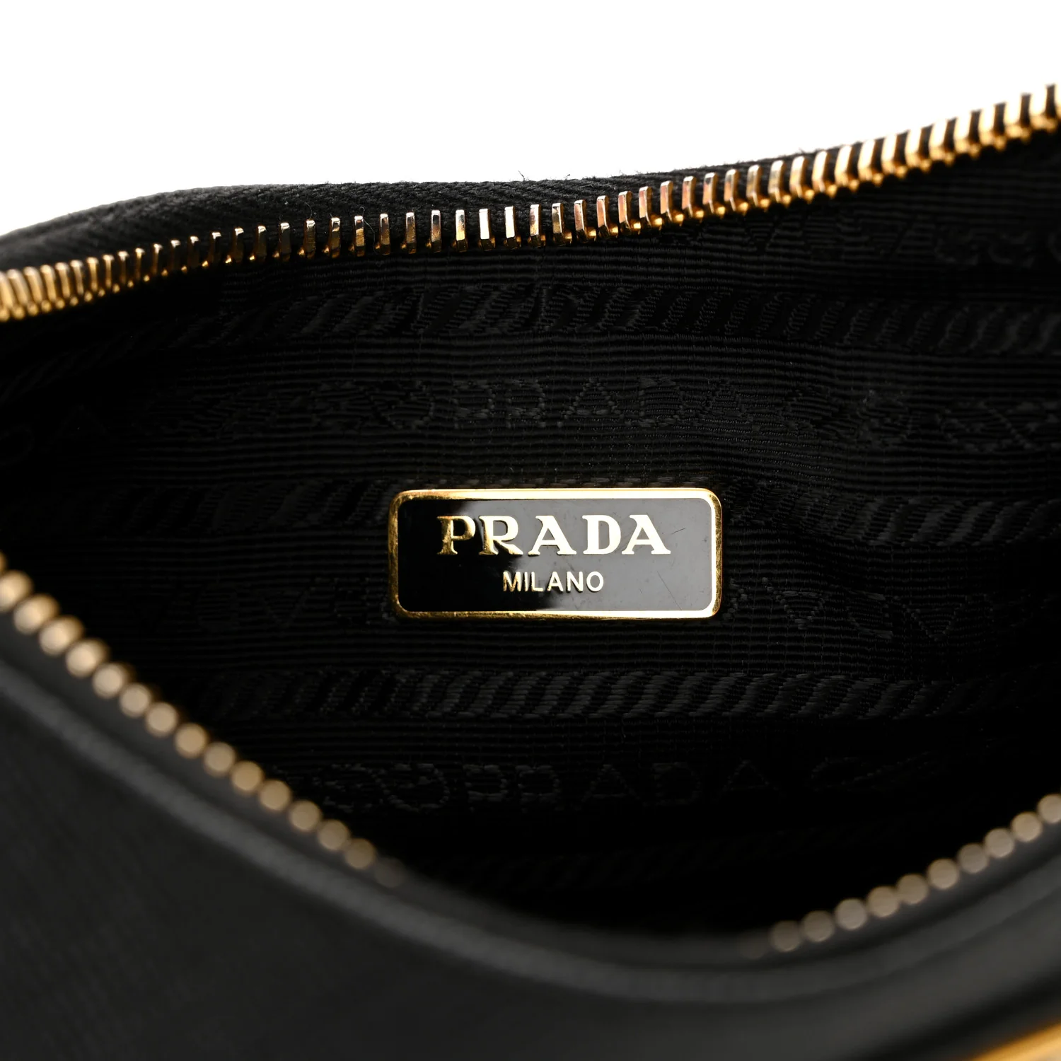 Saffiano Lux Re-Edition 2005 Shoulder Bag Black - Top Club