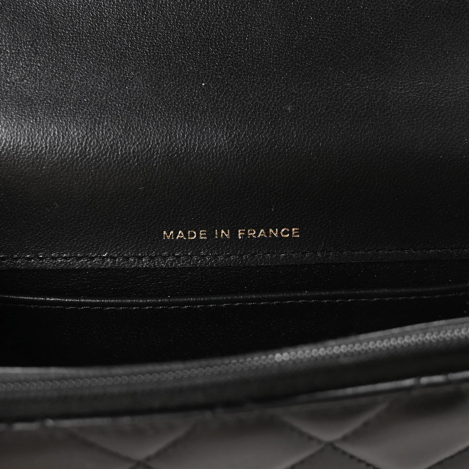 Lambskin Quilted Flap Phone Holder With Chain Black - Top Club