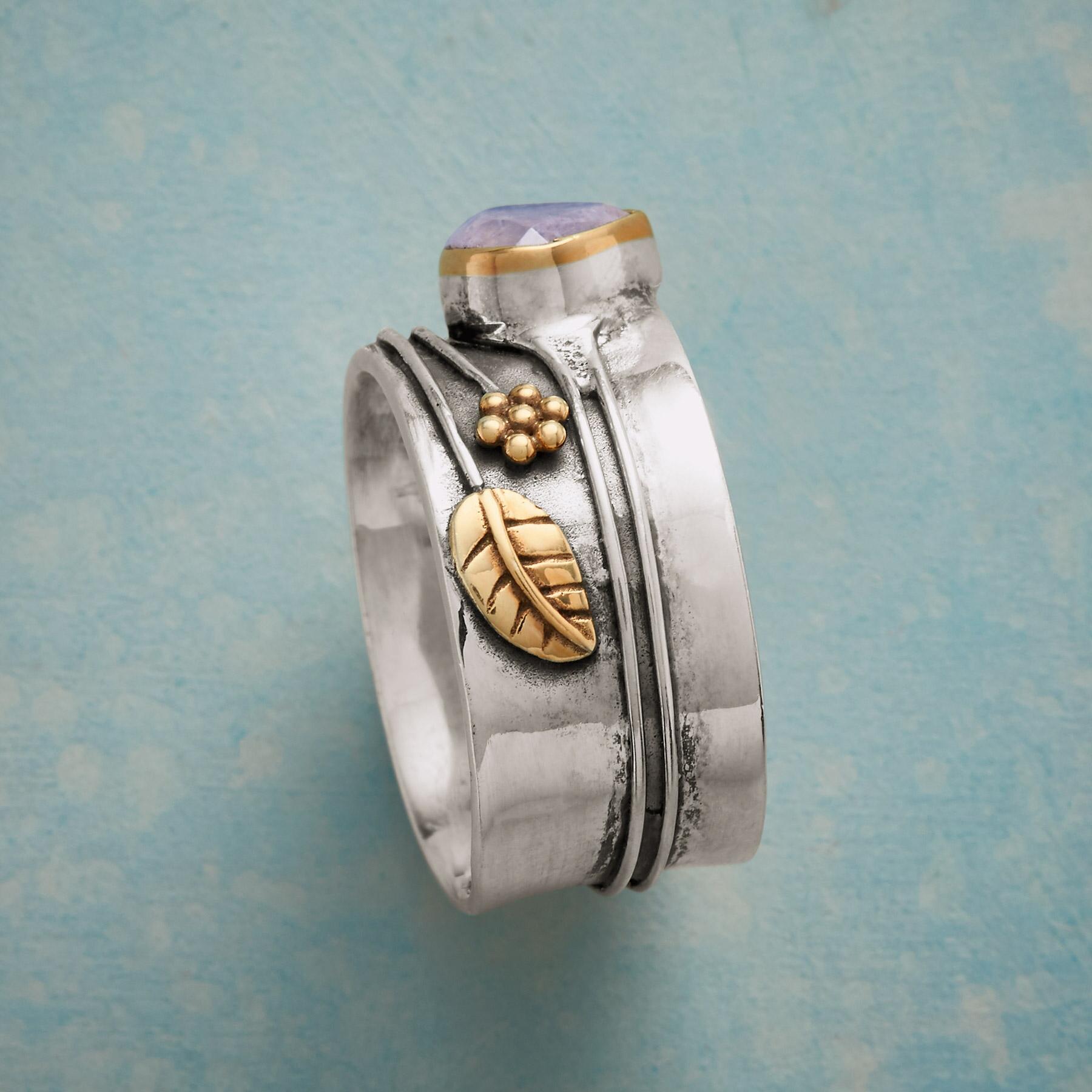 Hibiscus Vines Ring - Sundance Living