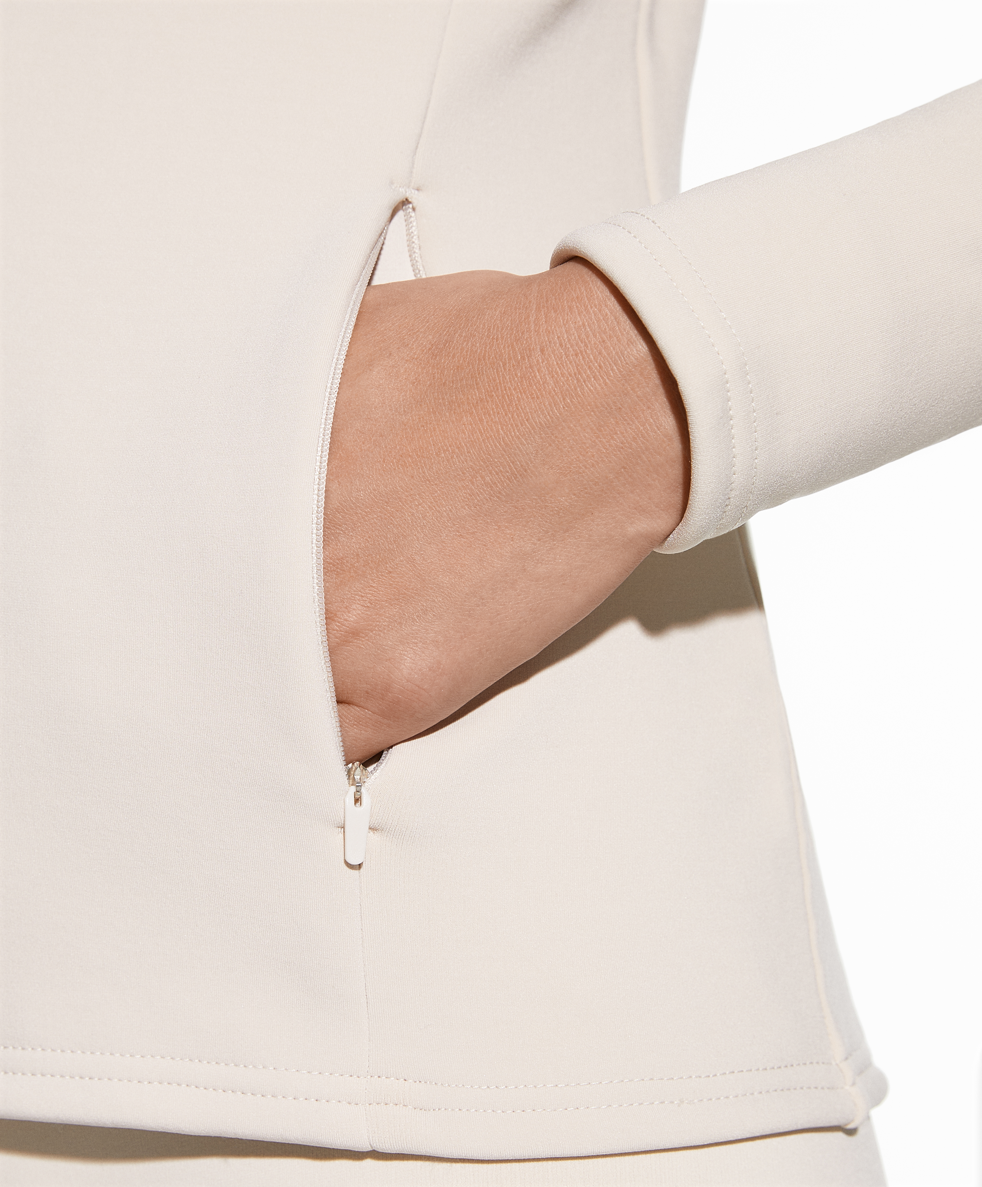 OYSHO Super-extra-warm seamless technical jacket