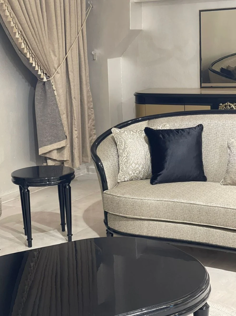 Luxury Baroque Coffee Table Black - Oval Baroque Style Living Room Table - Luxury Living Room Furniture in Baroque Style - Baroque Furniture - Noble & Magnificent