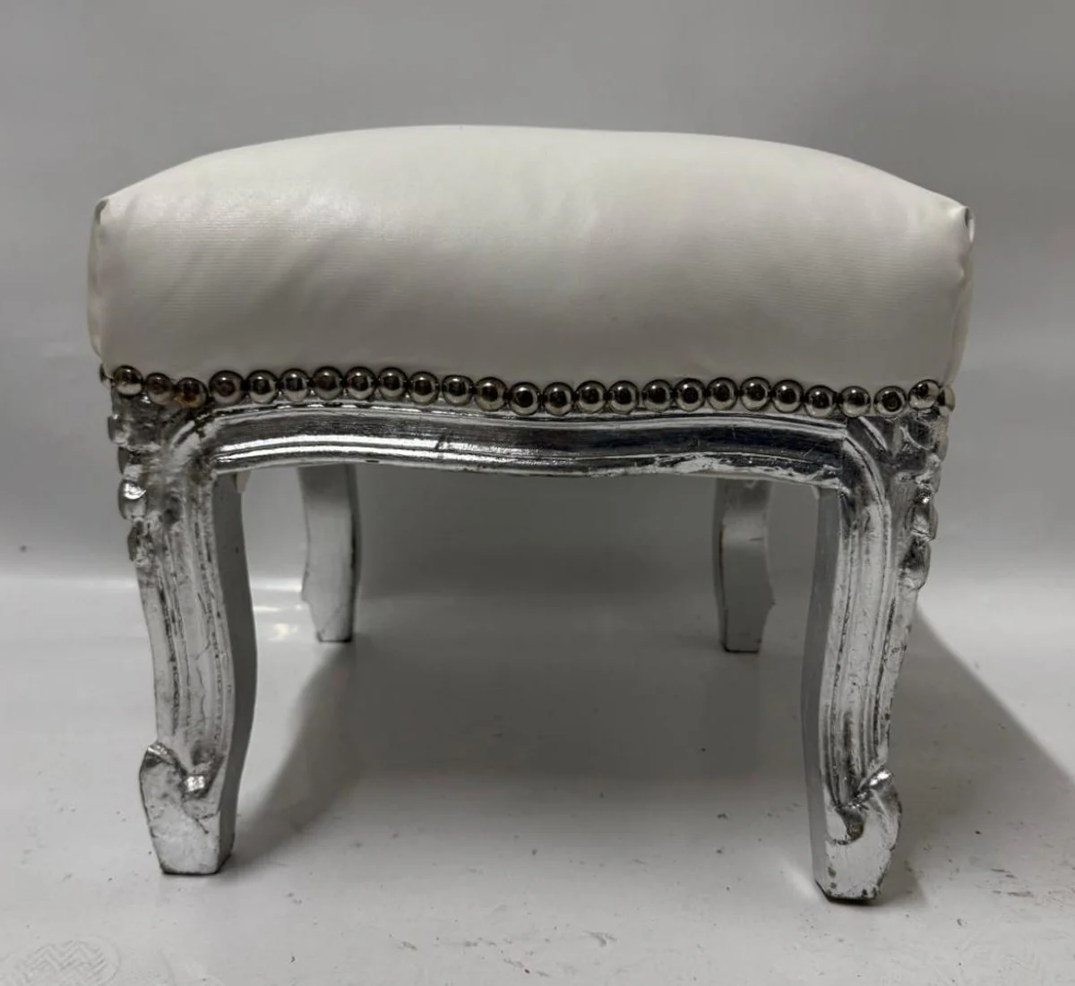 Baroque faux leather footstool white / antique silver H. 33 cm - baroque style stool