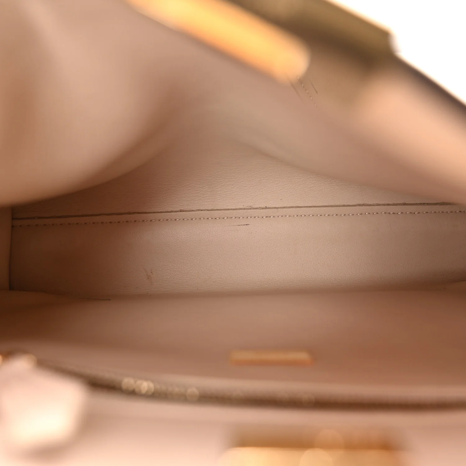 Vitello Tahiti Burro Bi-Color Medium Peekaboo Iconic Essentially Satchel Maya Camelia Confetto - Top Club