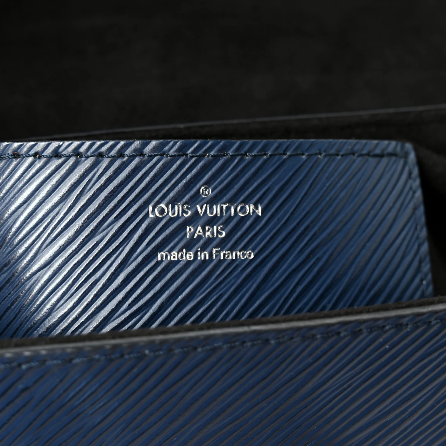 Epi Twist Shoulder Bag MM Navy - Top Club