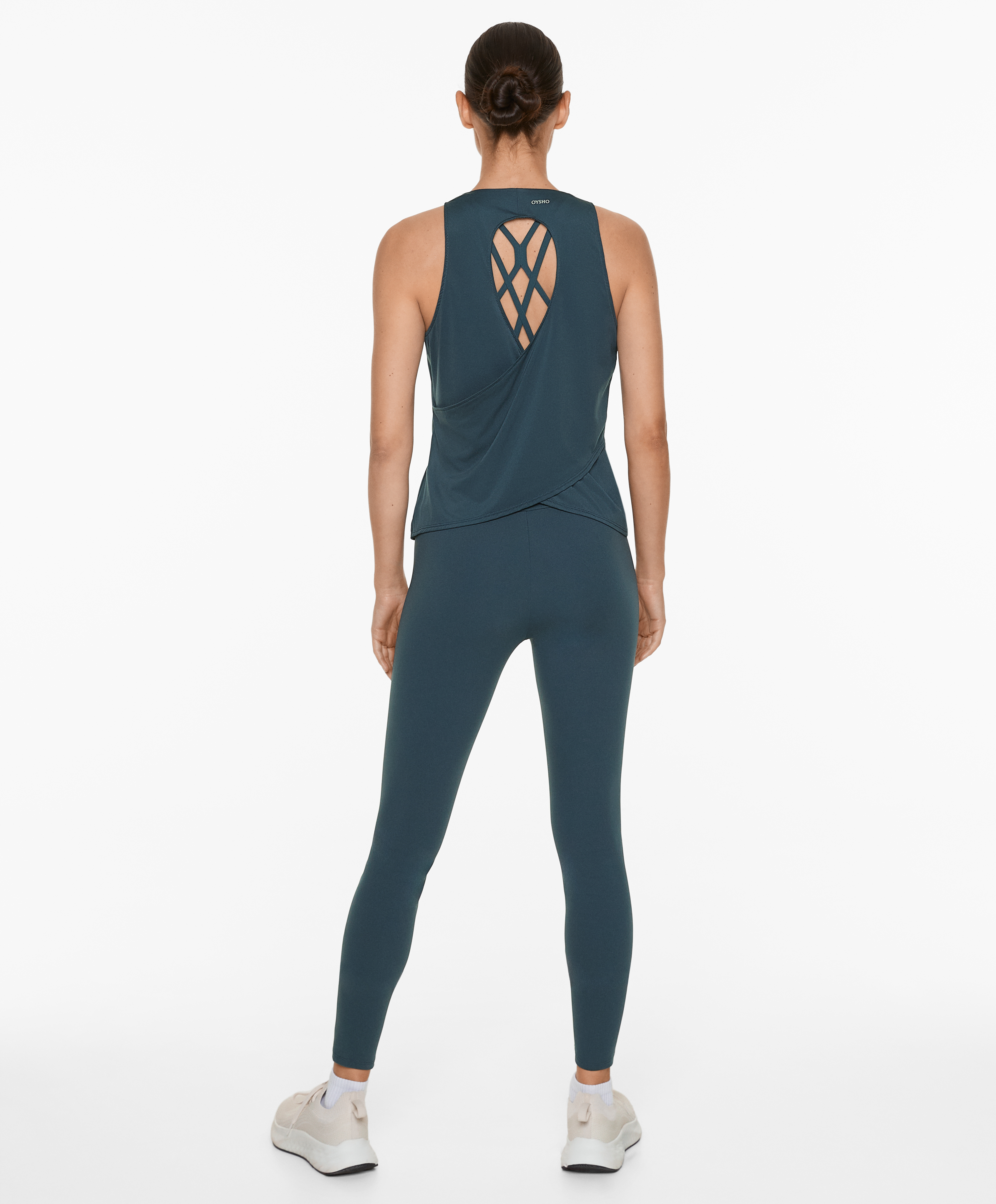 OYSHO Cross-back comfortlux T-shirt