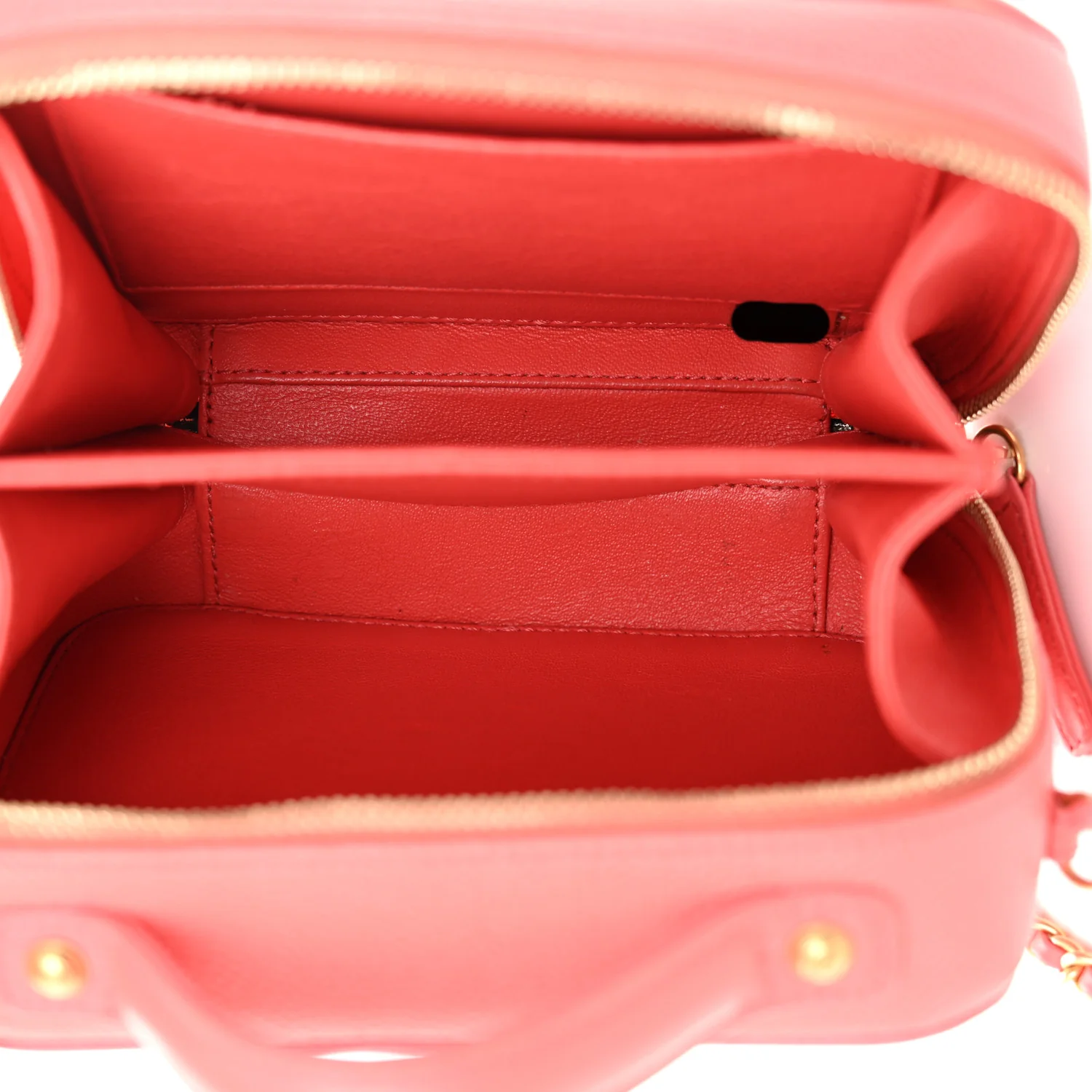 Caviar Quilted Small CC Filigree Vanity Case Coral - Top Club