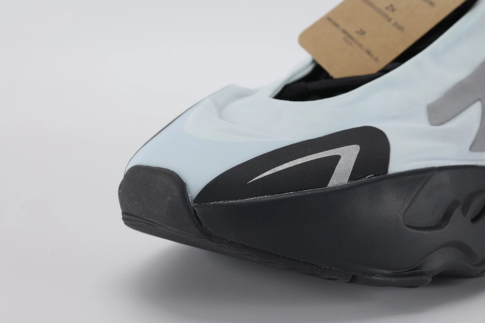 Yeezy Replica Boost 700 MNVN - Sneaker Replica Workshop