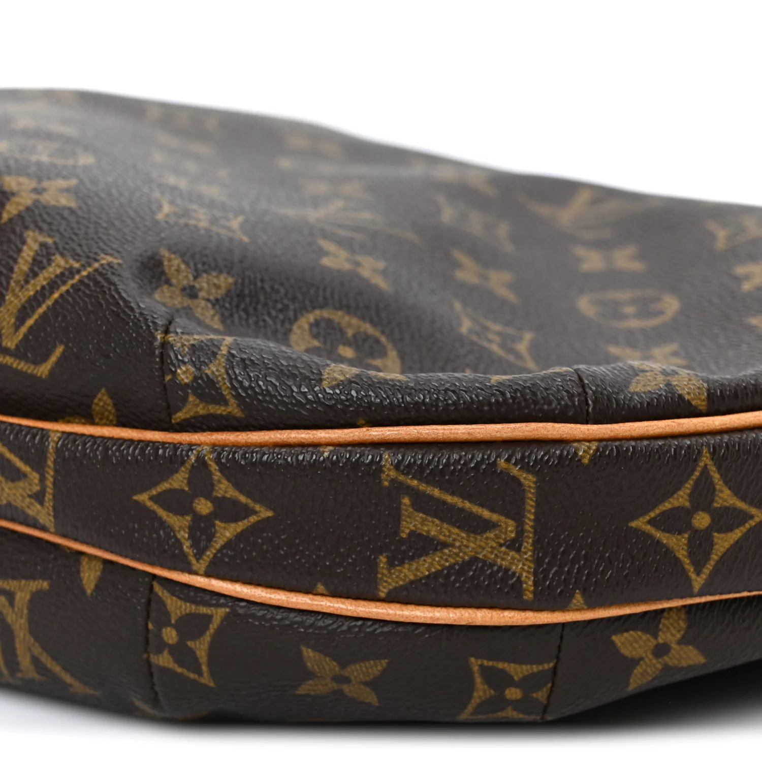 Monogram Croissant MM - Top Club