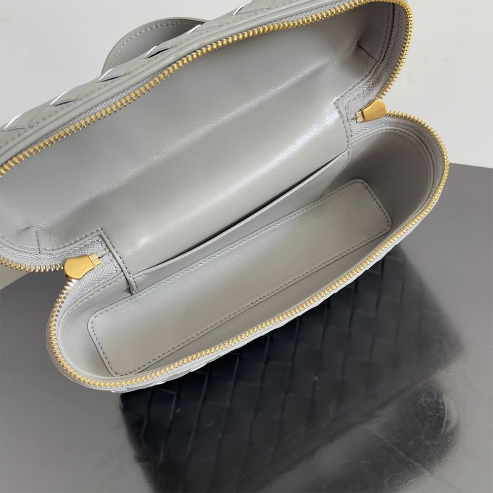 Bottega Veneta Bang Bang Vanity Case(high-end grade) - Top Club