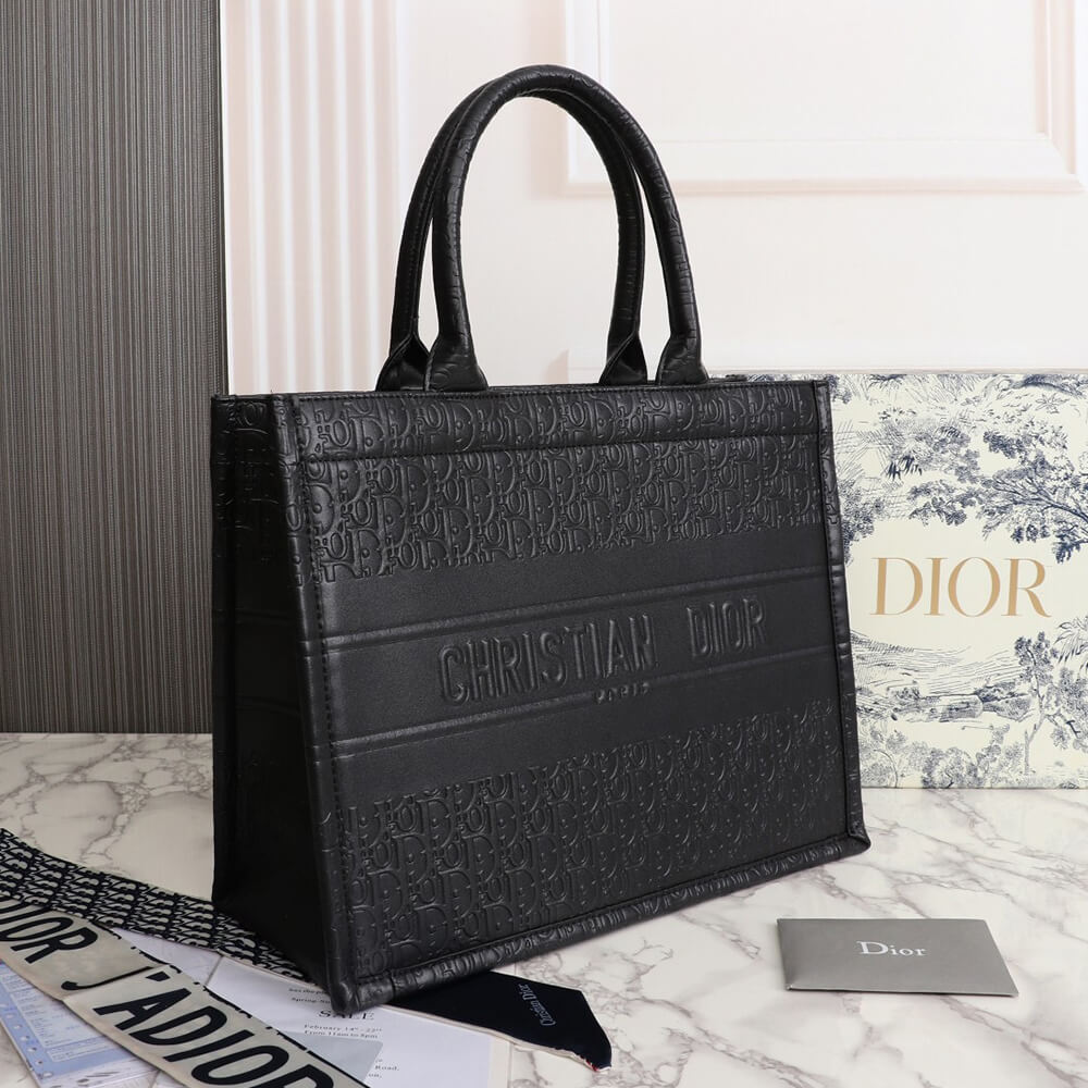 Medium DIOR BOOK TOTE - Top Club