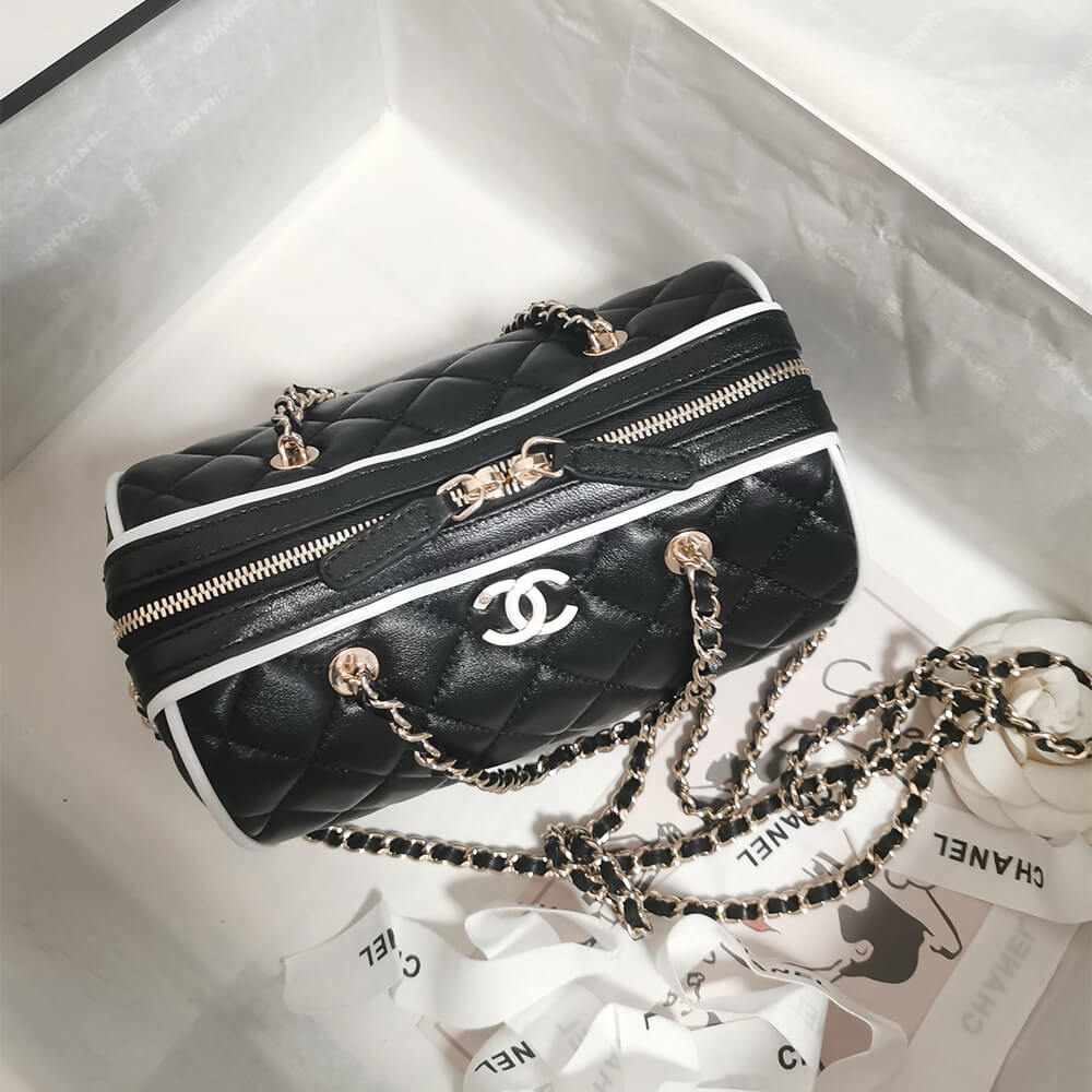 CHANEL Clutch with Chain(HIGH-END GRADE) - Top Club