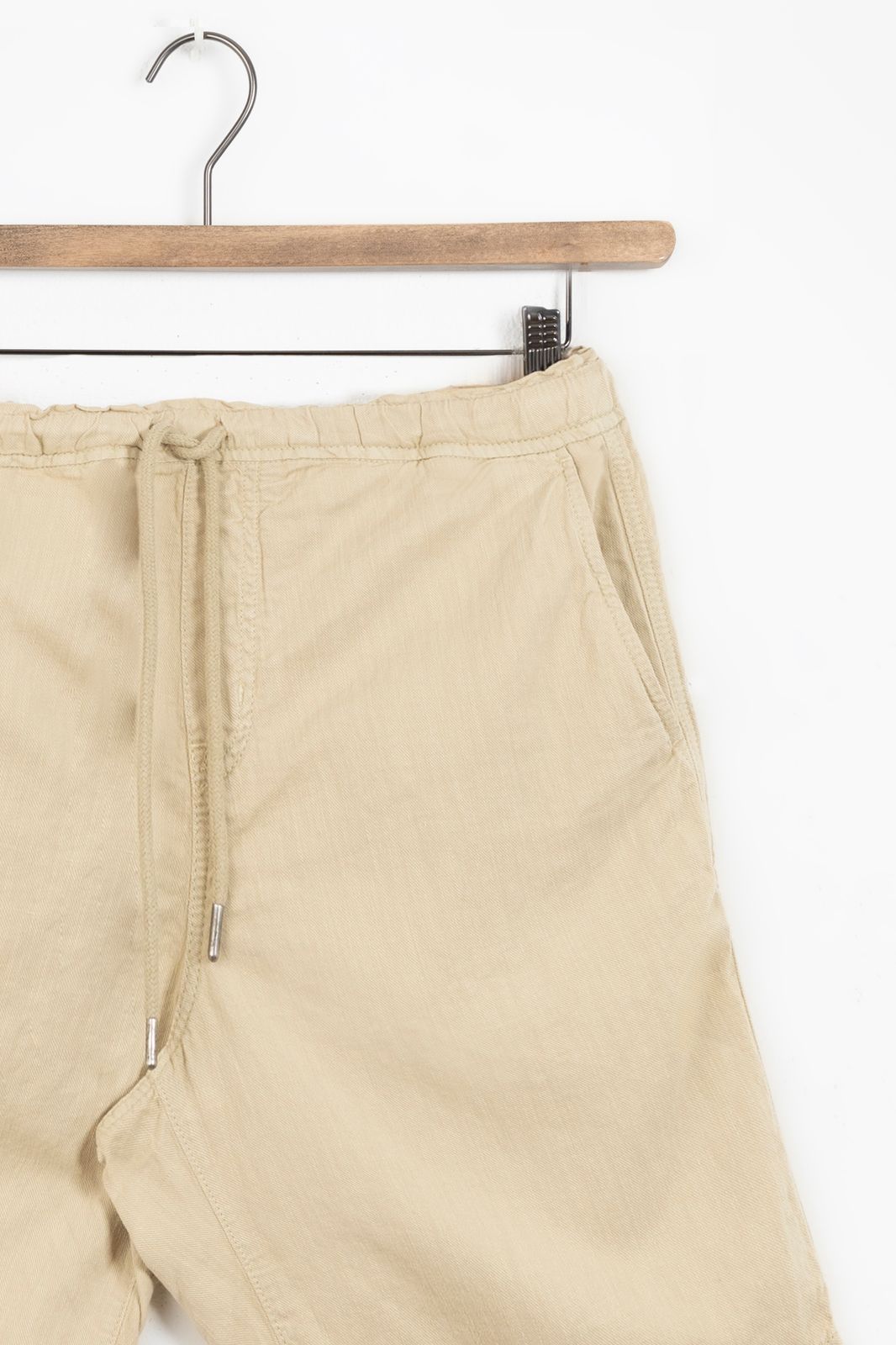 Beige shorts met aantrekkoord