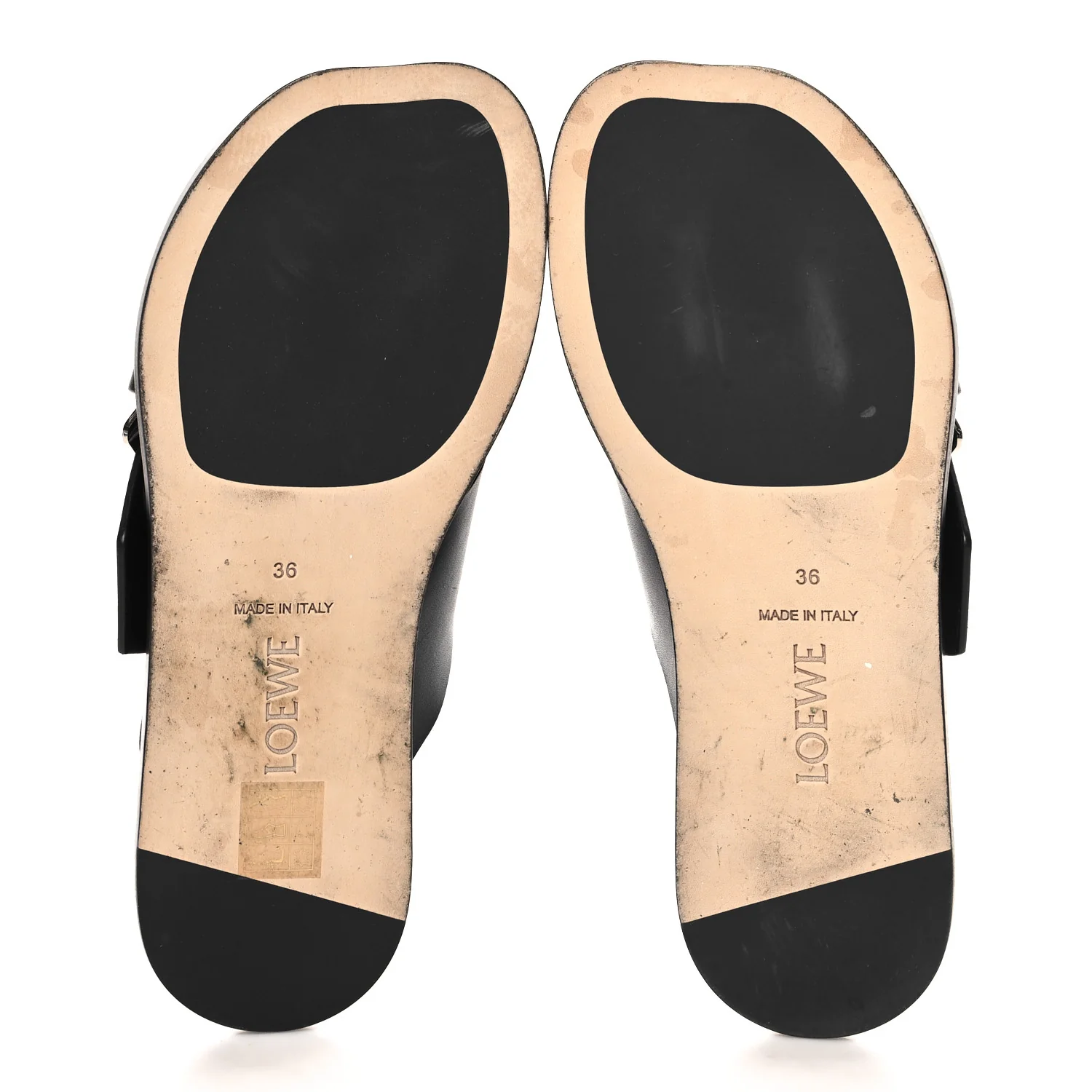 Calfskin Petal Belt Flat Sandal 36 Black - Top Club