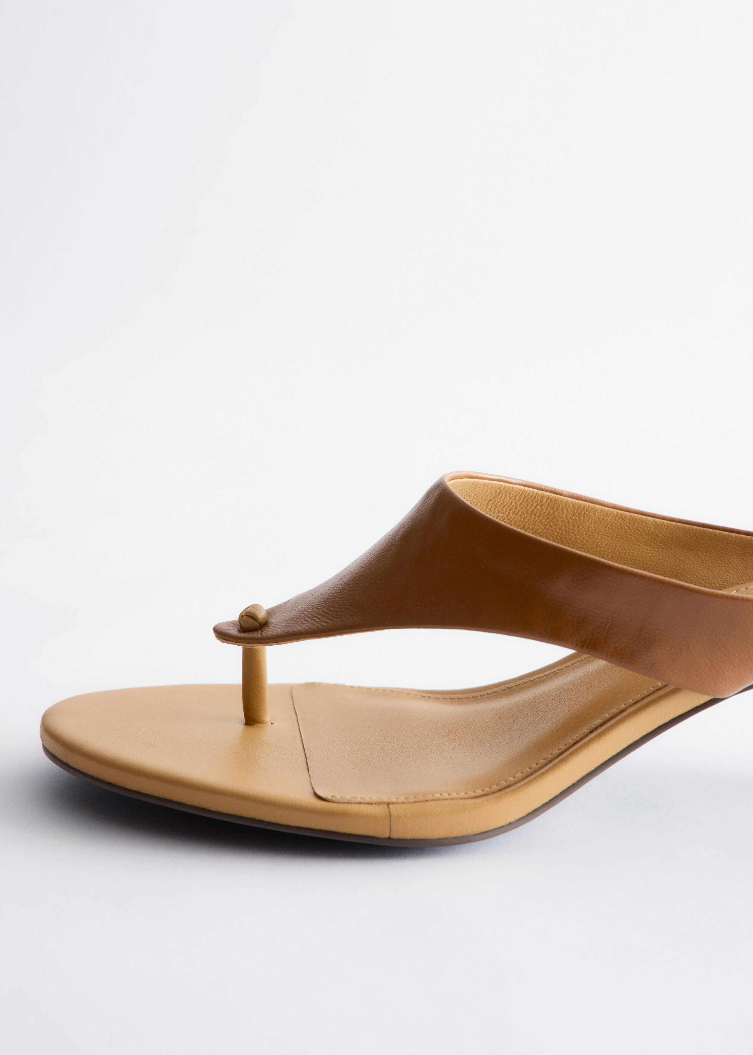 & Other Stories LEATHER KITTEN HEELS