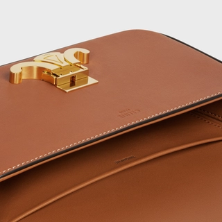 TRIOMPHE SHOULDER BAG IN NATURAL CALFSKIN TAN - Top Club