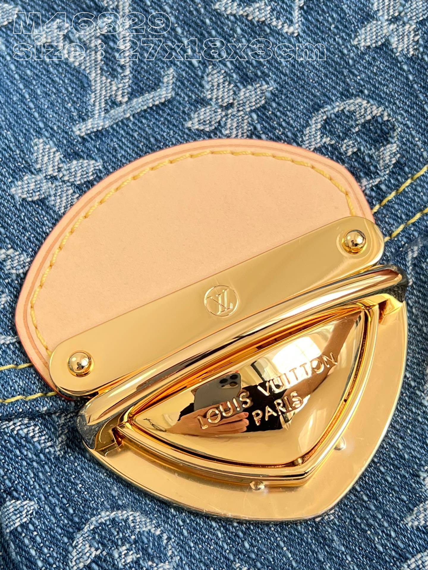 Louis Monogram Denim size : 27 x 18 x 3 cm - Top Club