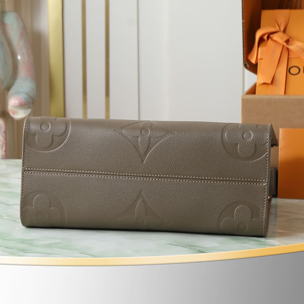 LV Onthego MM - Top Club