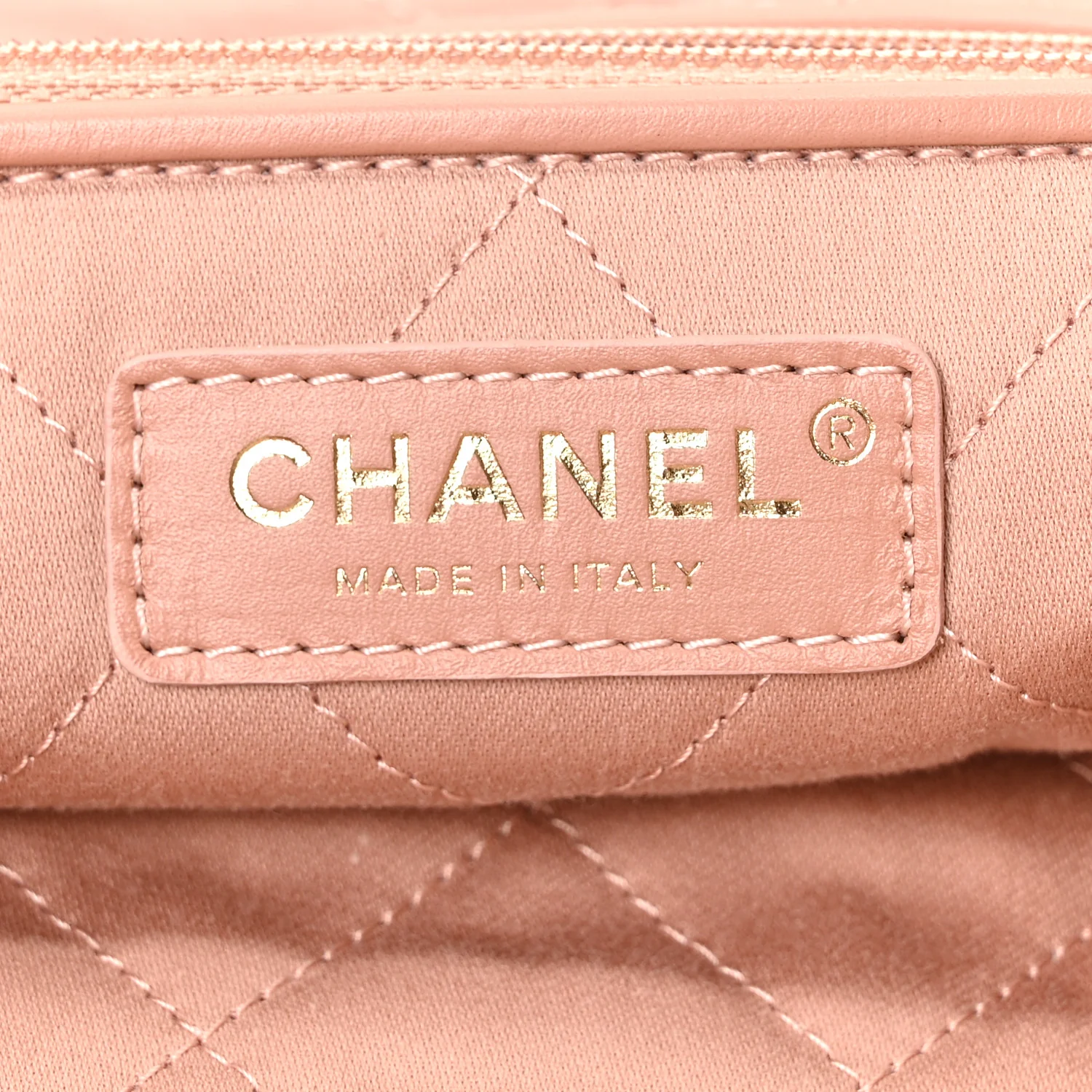 Metallic Calfskin Quilted Chanel 22 Copper - Top Club