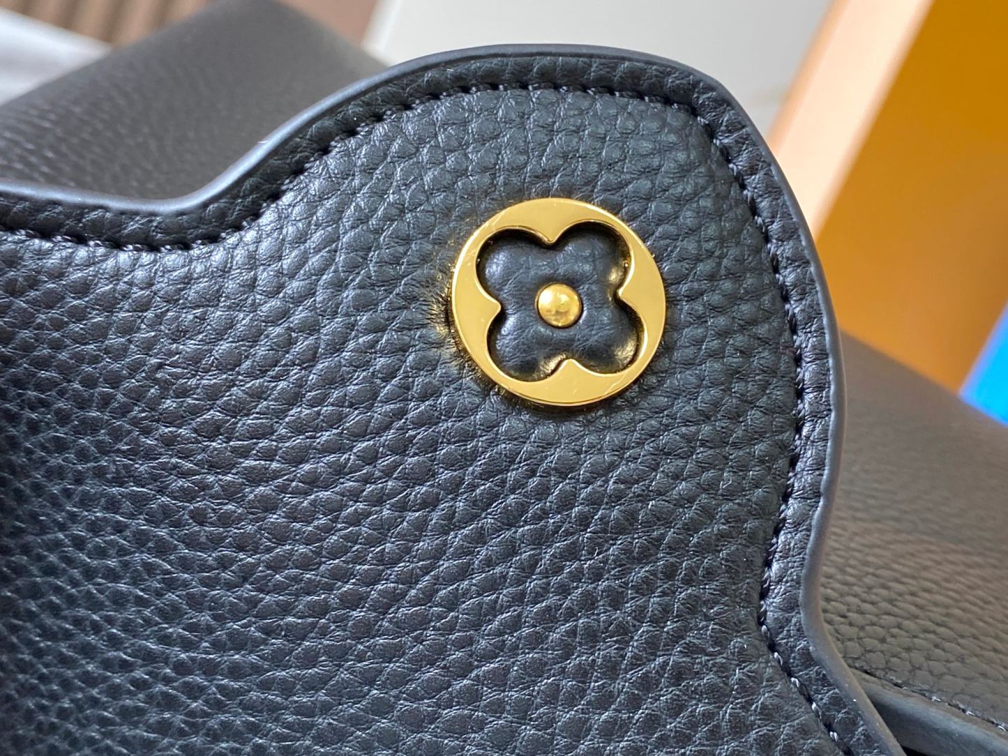 Louis Milky Way Capucines BB  Taurillon leather M23082 size: 21��14��8cm - Top Club