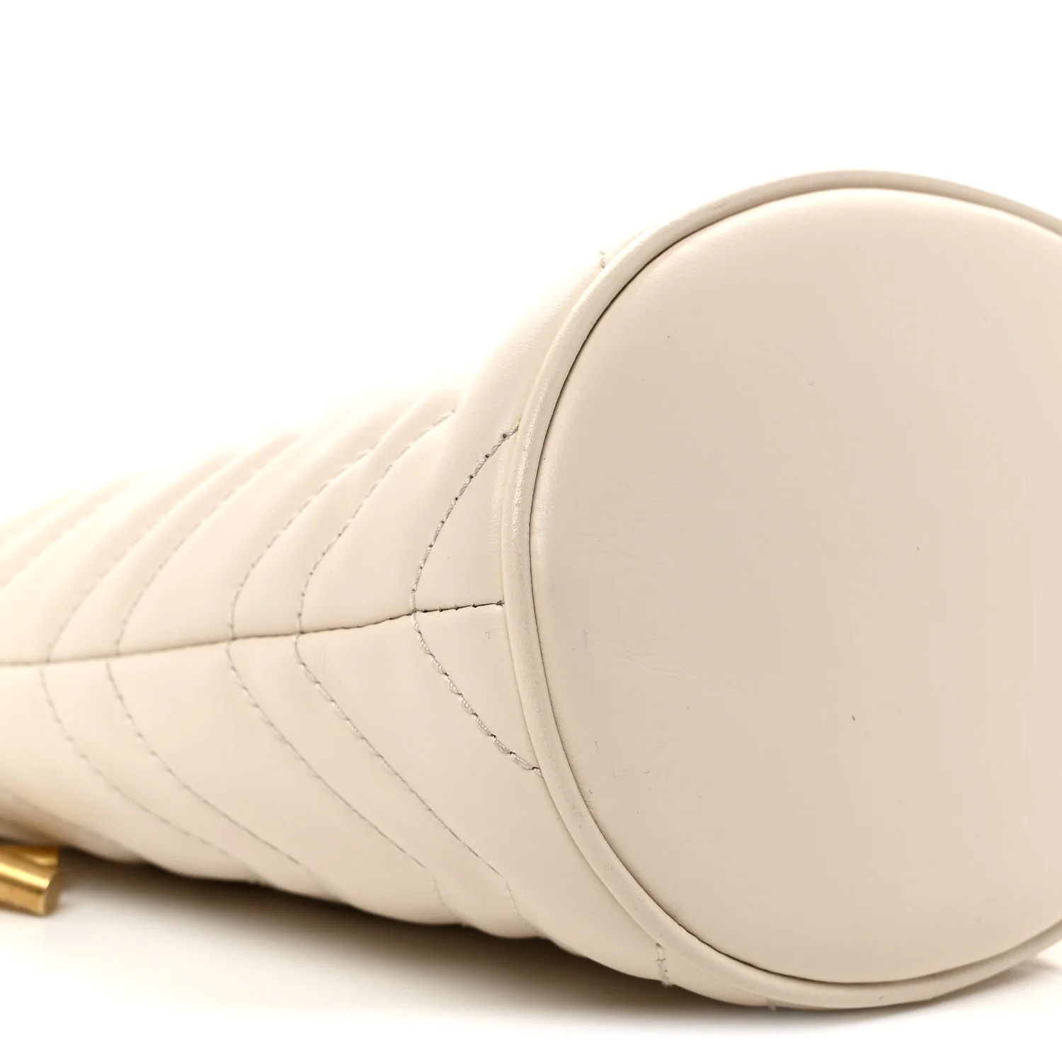 Calfskin Matelasse Mini GG Marmont 2.0 Bucket Bag White - Top Club