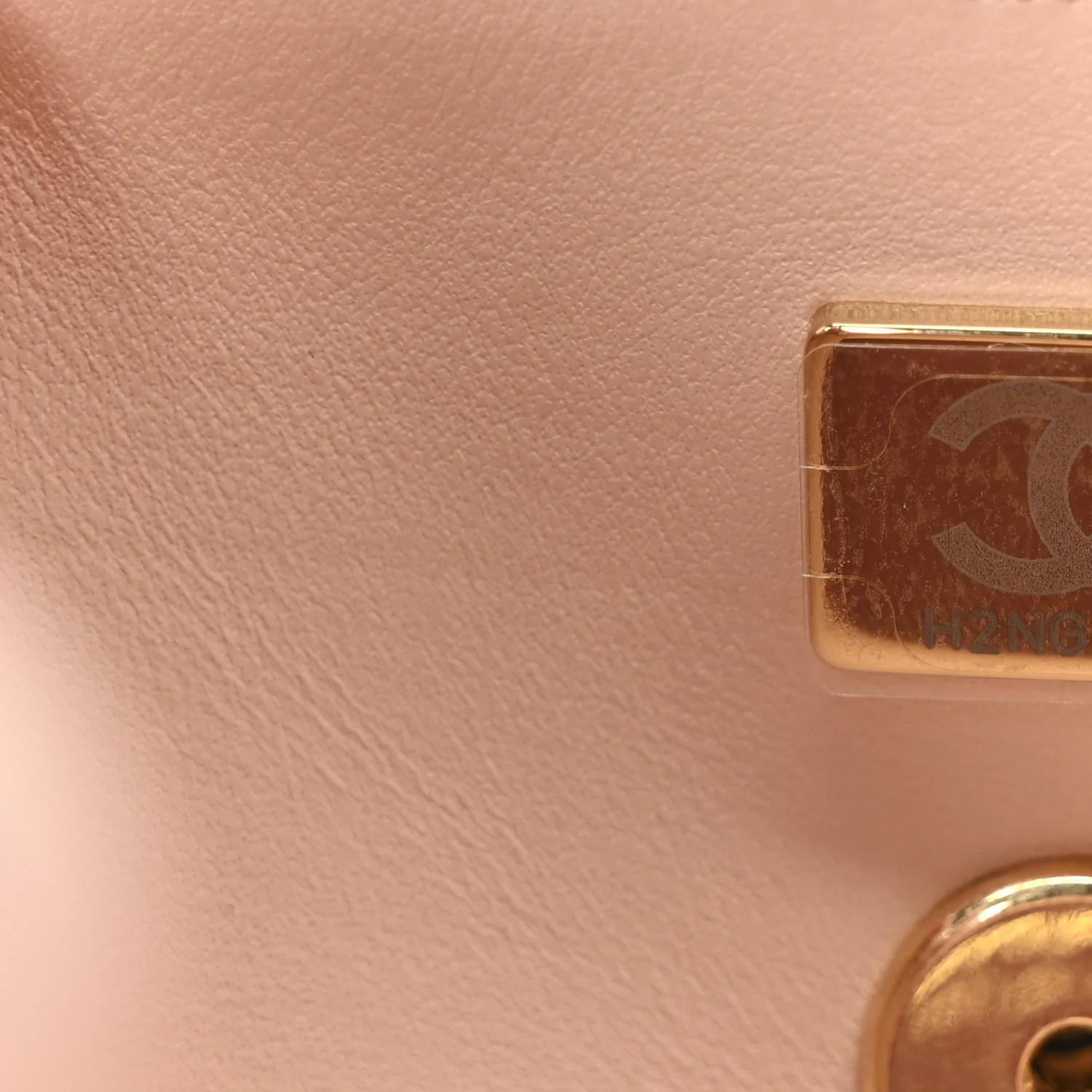 Shiny Caviar Preppy Coco Small Bowling Bag Light Pink - Top Club