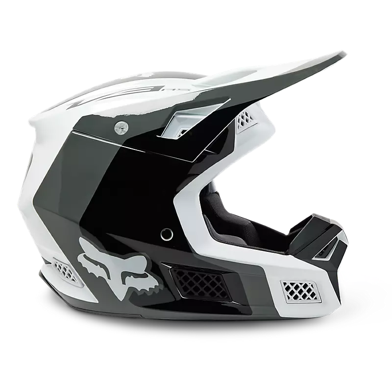 V3 RS Effect Helm (2023)