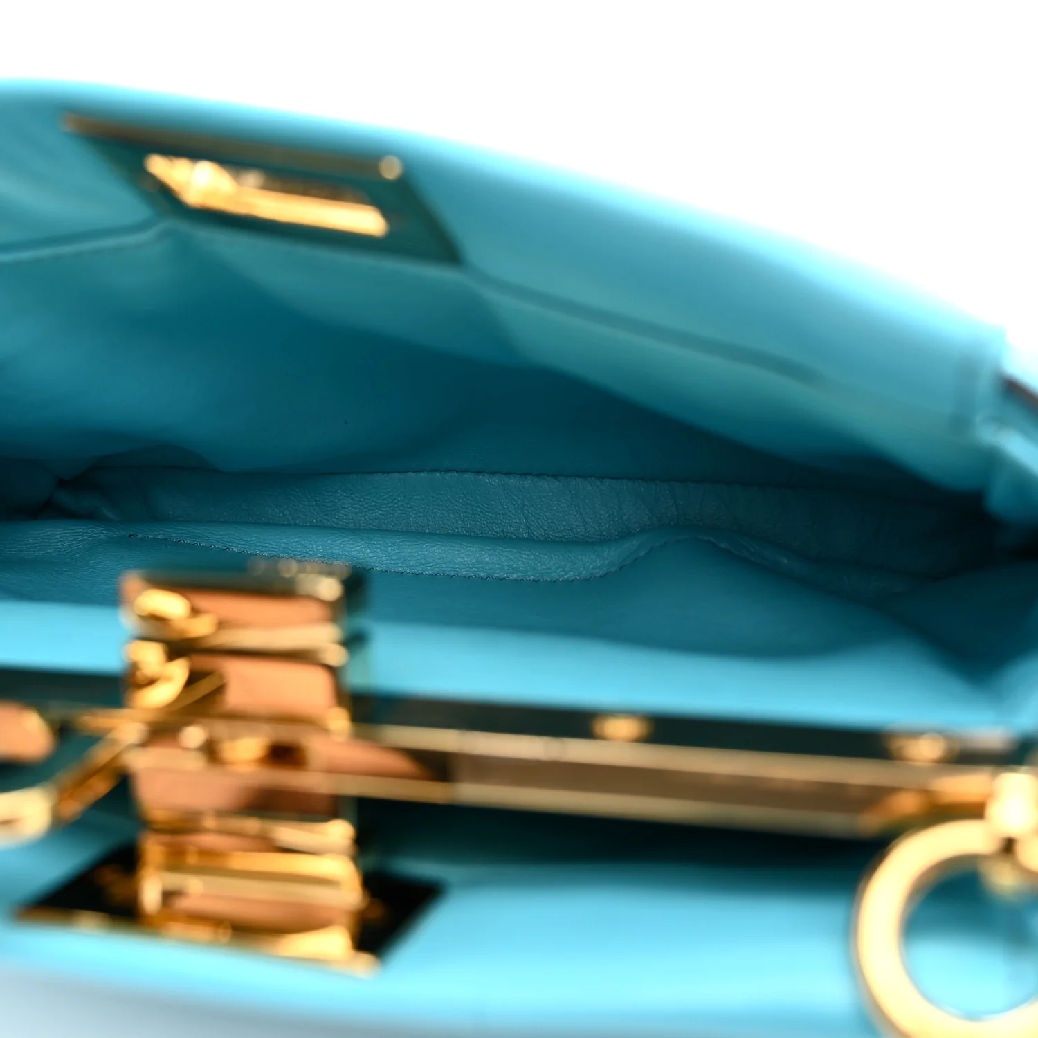 Shiny Nappa Small Peekaboo Click Bag Pool - Top Club