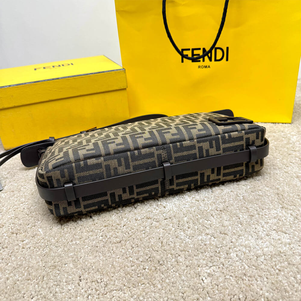 FENDI Simply Fendi Medium - Top Club