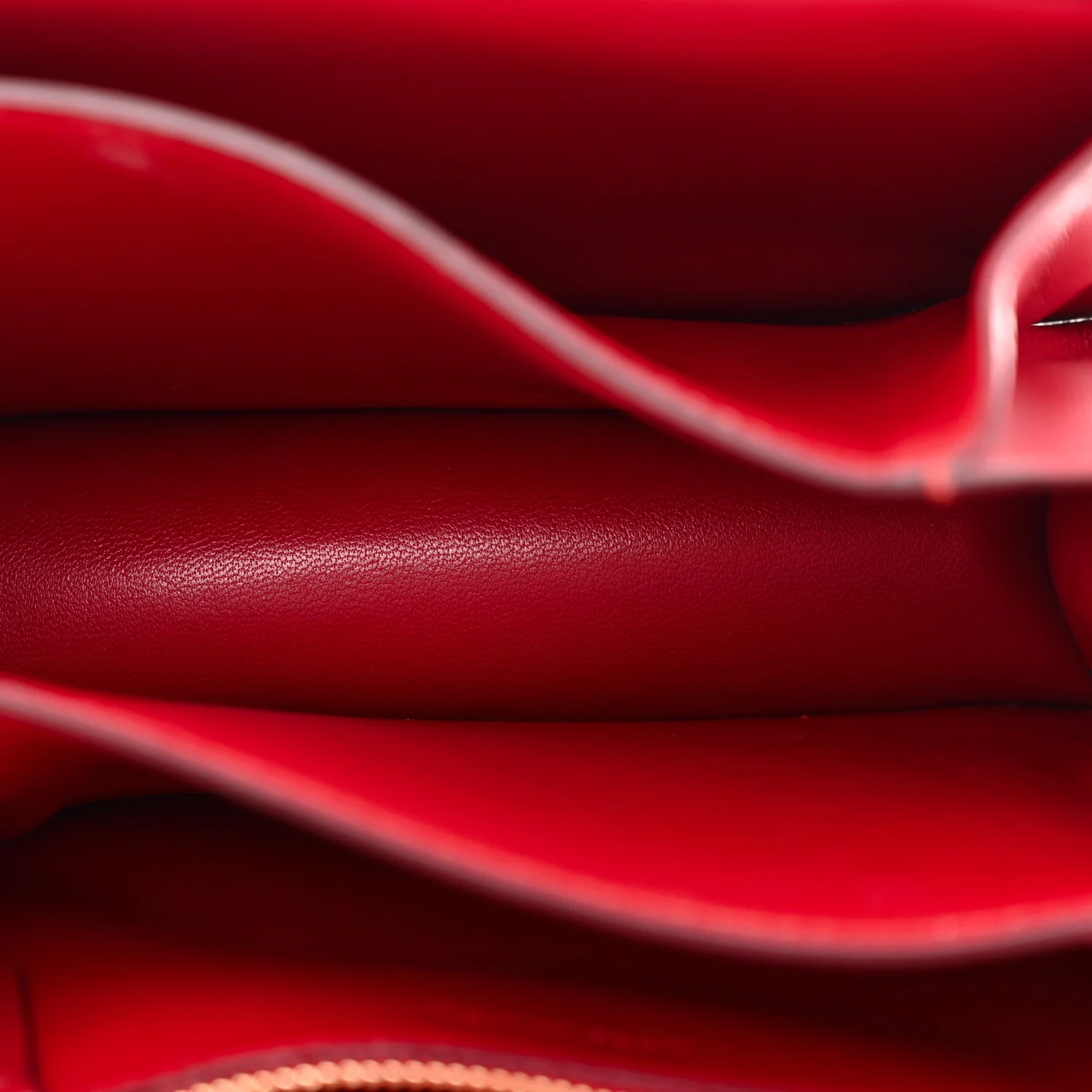 Box Calfskin Small Classic Box Flap Bag Red - Top Club