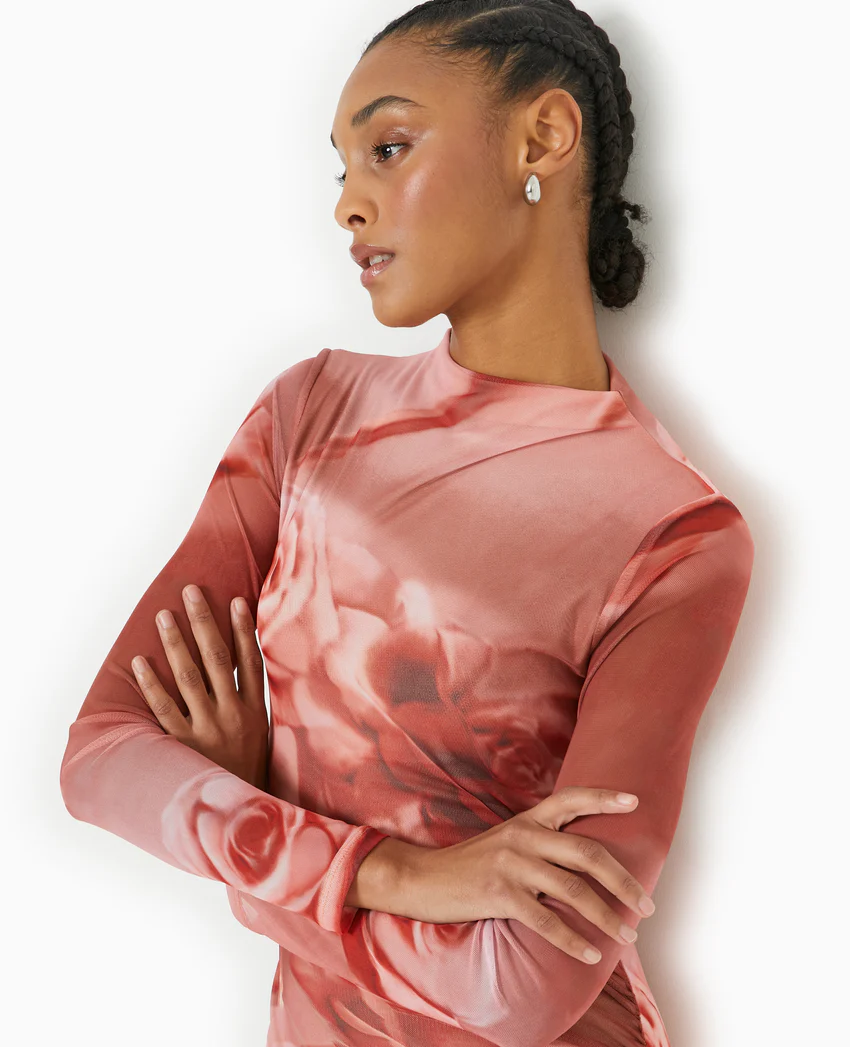 Pimkie Robe longue en maille résille motif roses