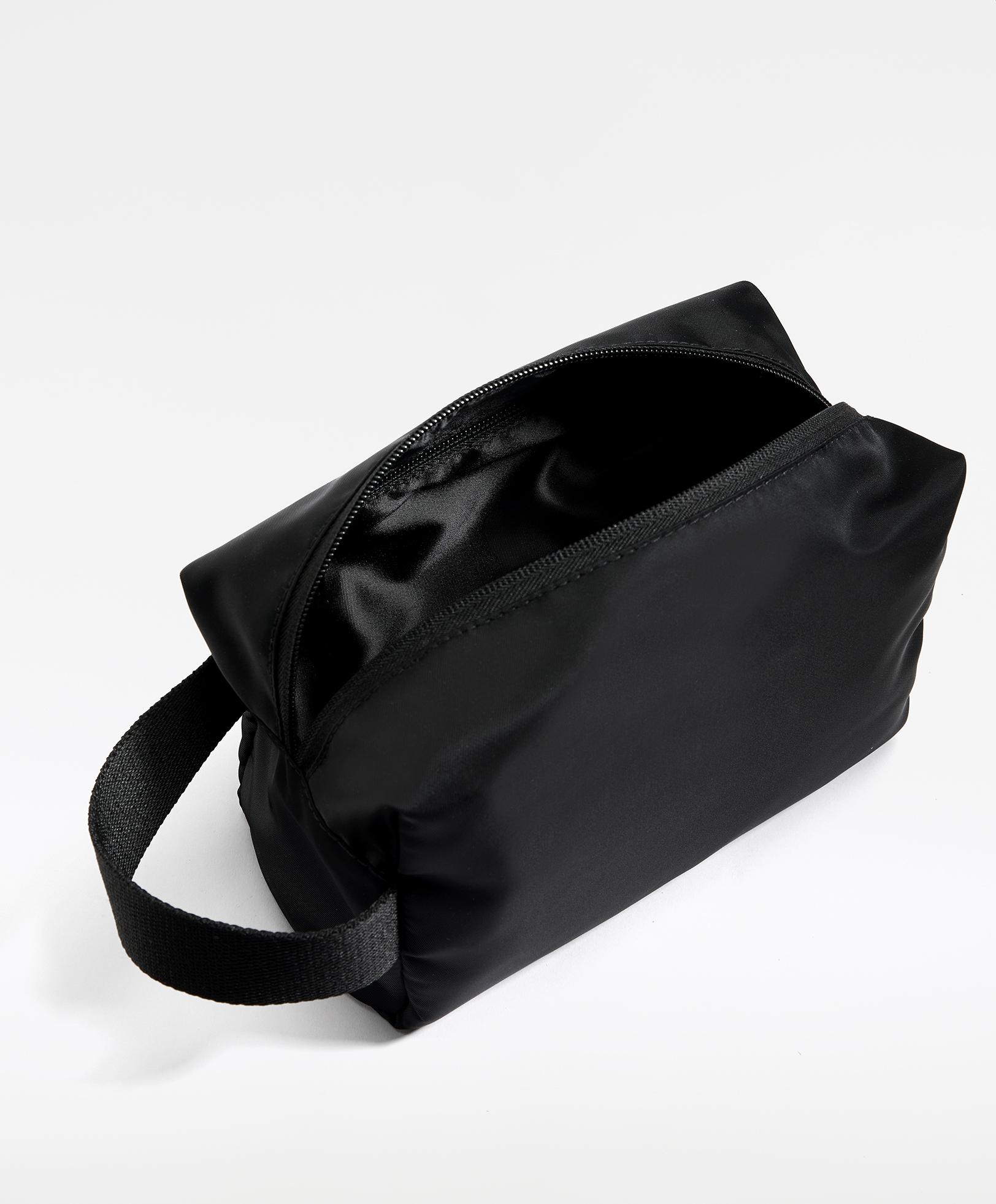OYSHO Side-strap wash bag