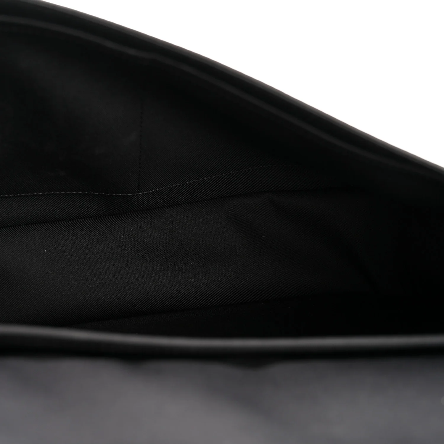 Monogram Macassar Archy Messenger GM - Top Club