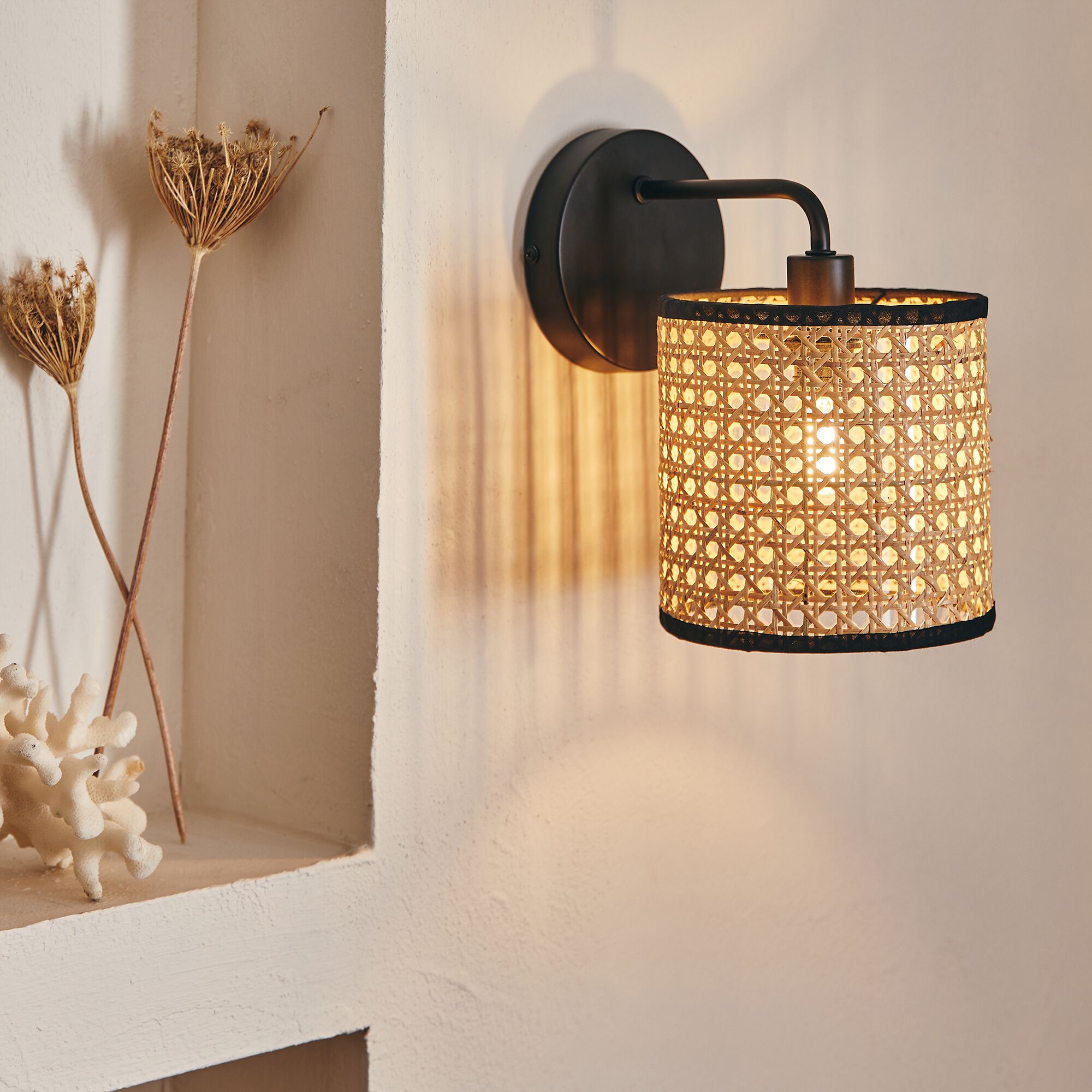 ODE - Applique électrifiée en rotin - naturel D15cm