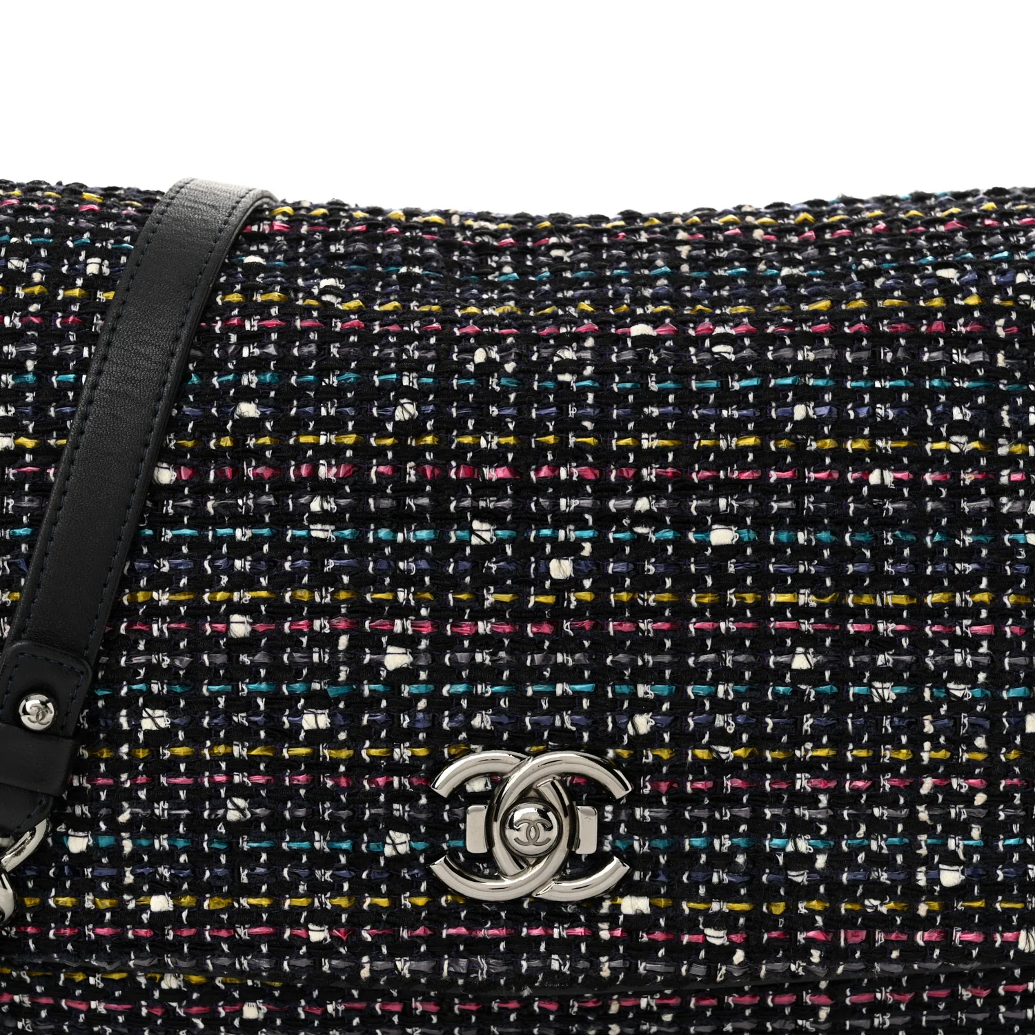 Tweed Small Messenger Flap Navy - Top Club