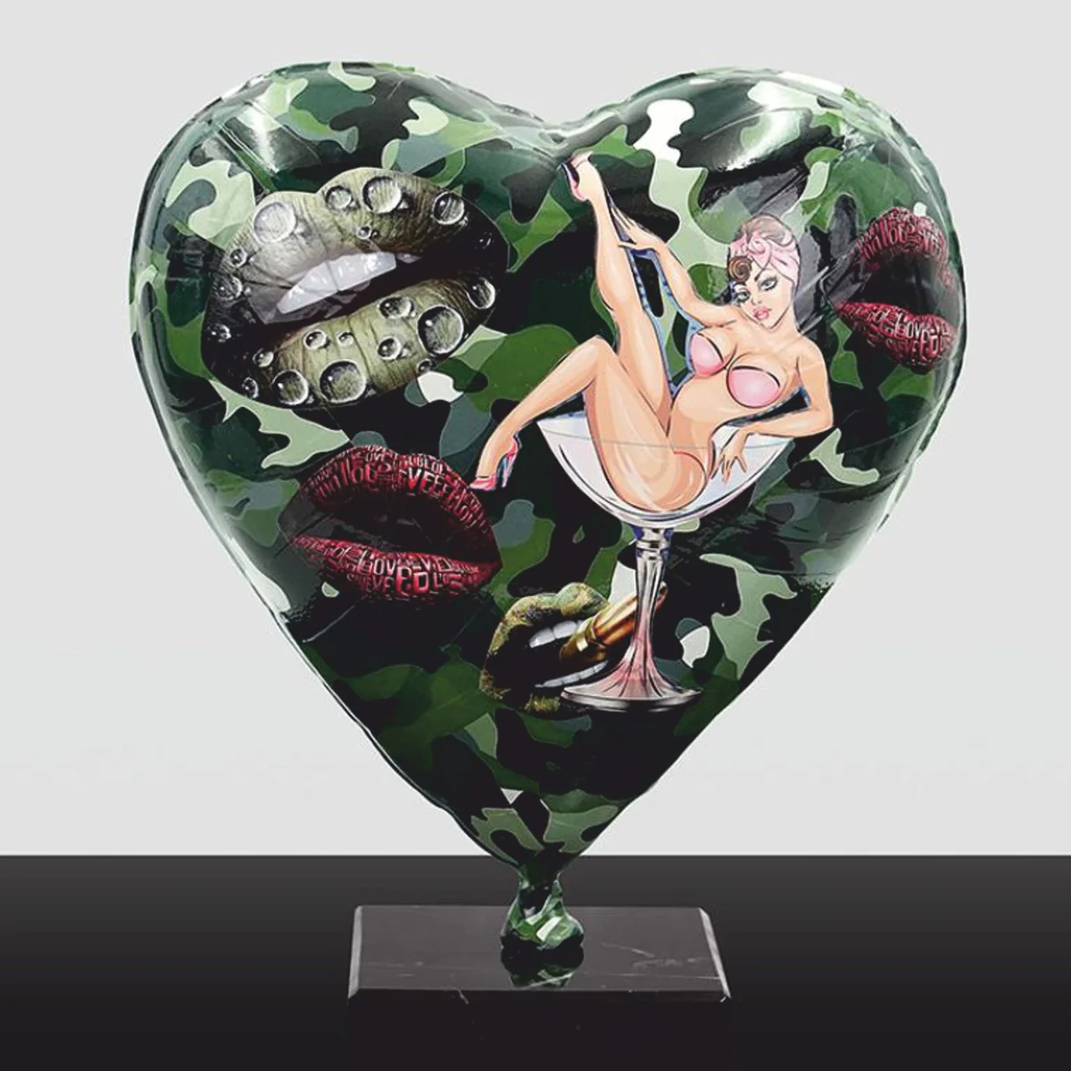 Decorative balloon in heart shape green / colorful H. 30 cm - decorative sculptures