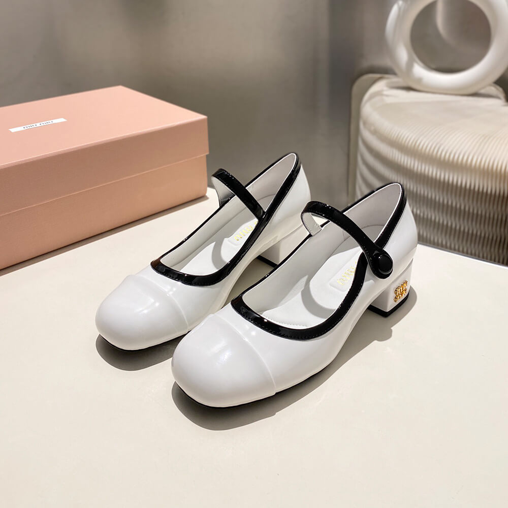 MiuMiu Two-tone patent leather Mary Jane pumps - Top Club