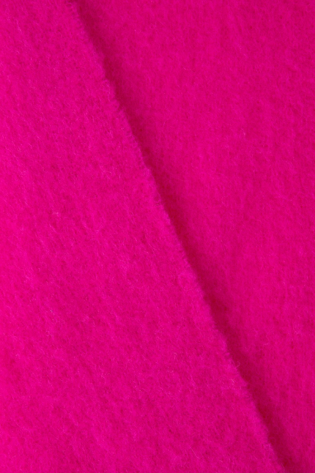 Roze wollen sjaal