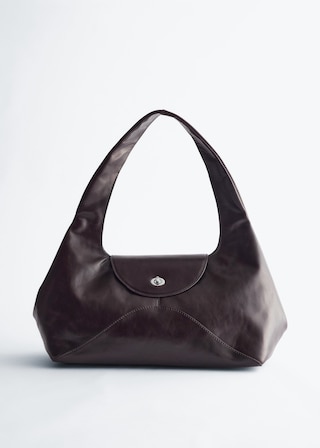 & Other Stories CURVED LEATHER SHOULDER BAG
