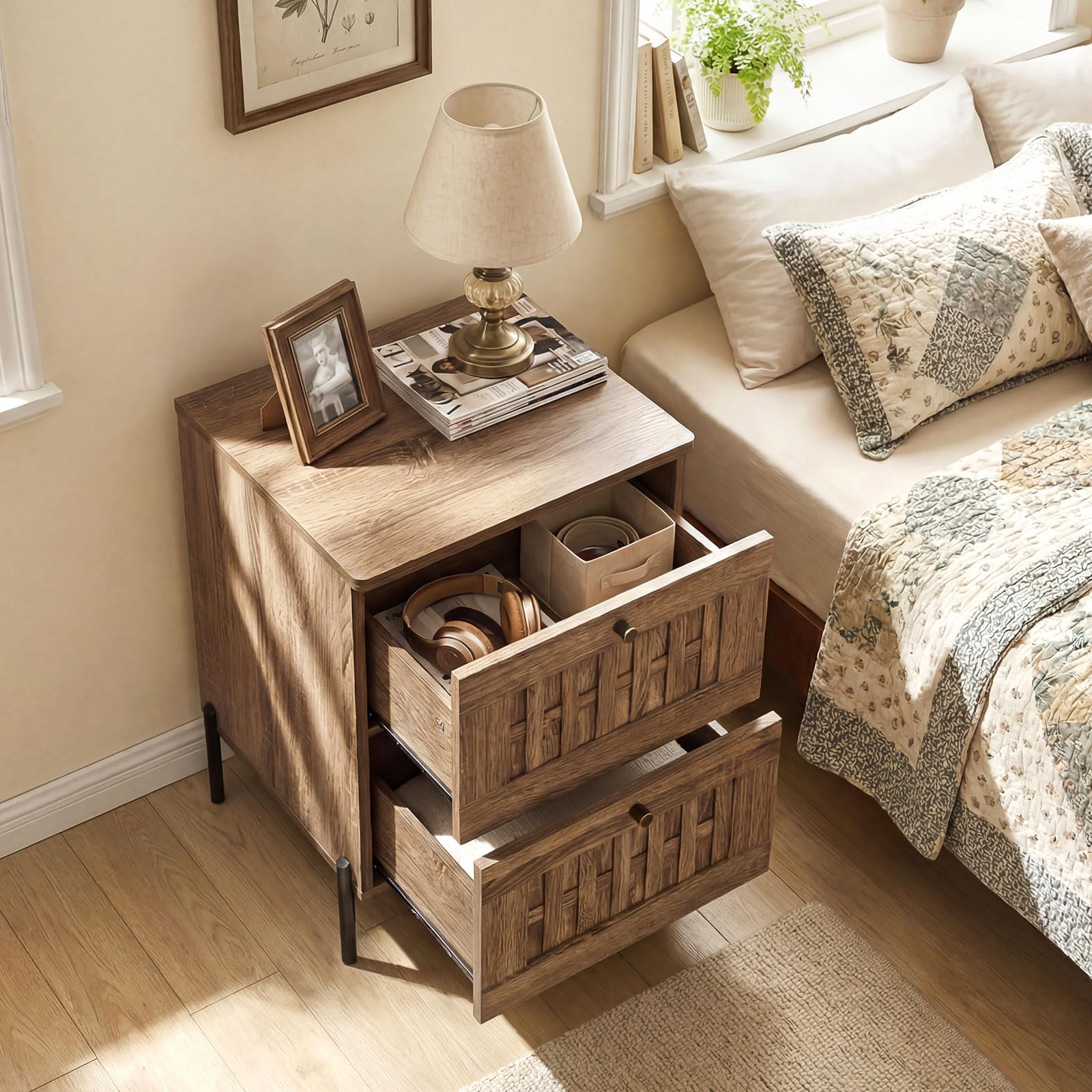 BEFOUNDLOVELY Wooden Nightstand with 2 Drawers