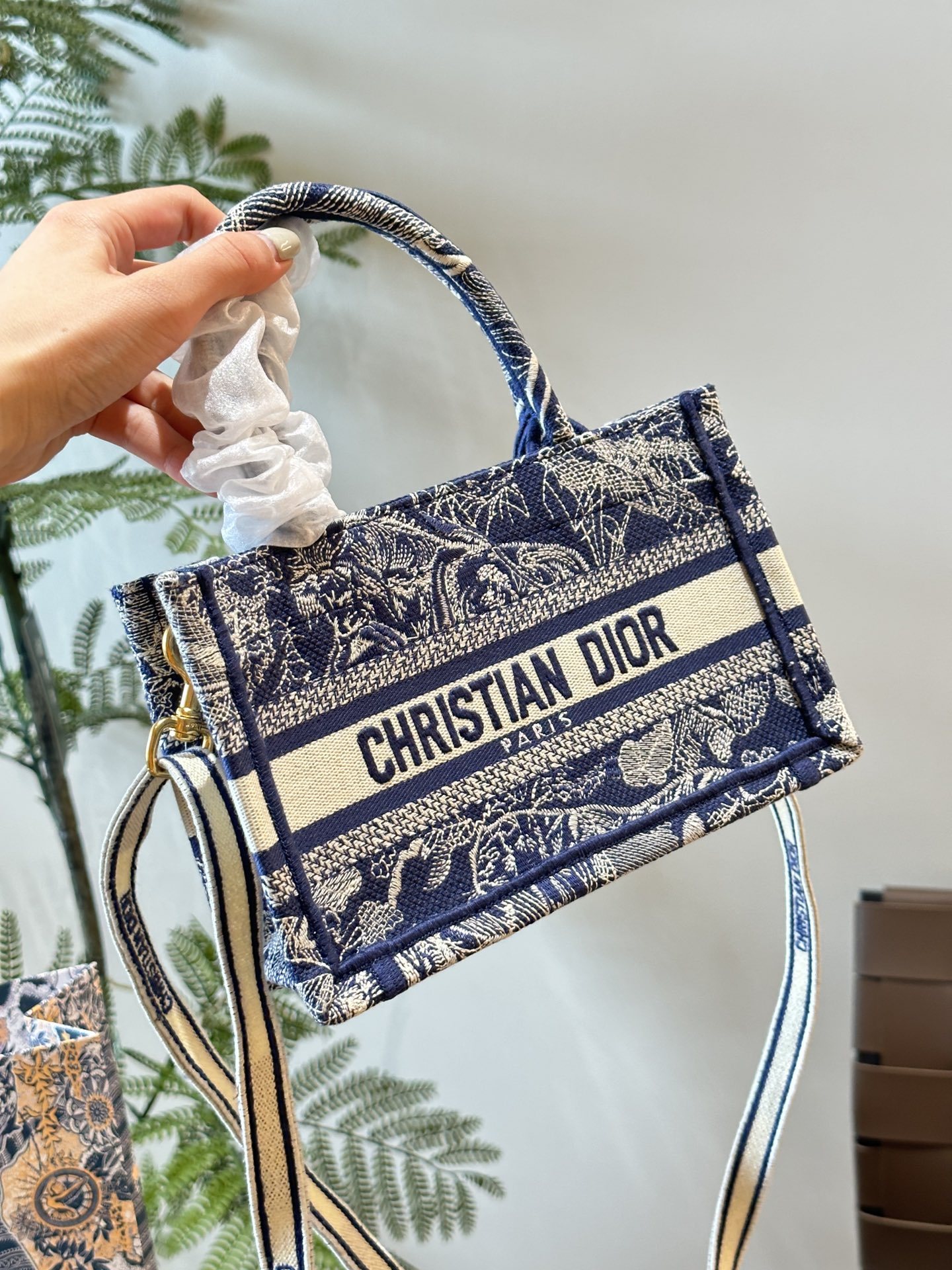 D mini tote bag size: 21.5x13x7.5cm - Top Club