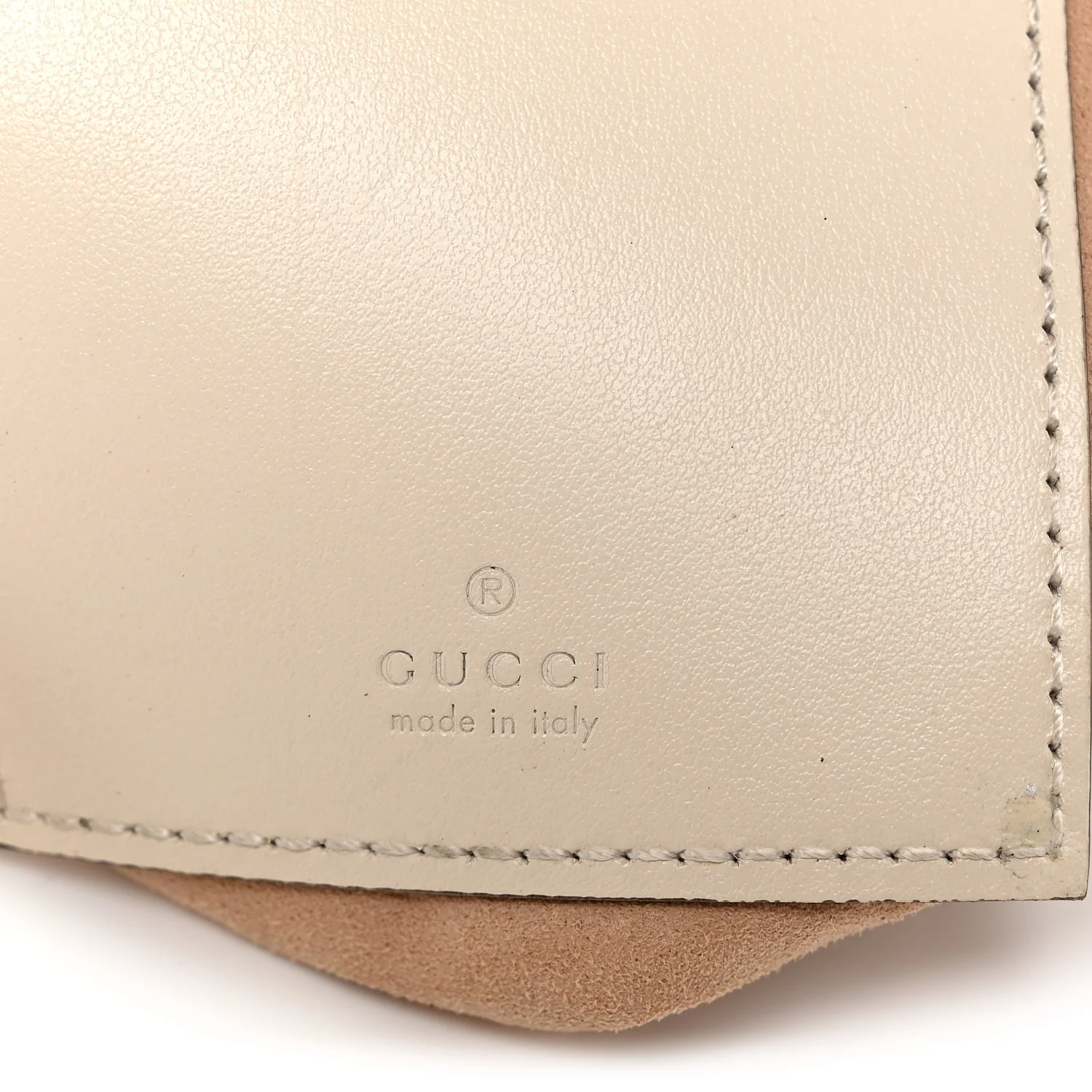 Calfskin Matelasse Mini GG Marmont 2.0 Bucket Bag White - Top Club