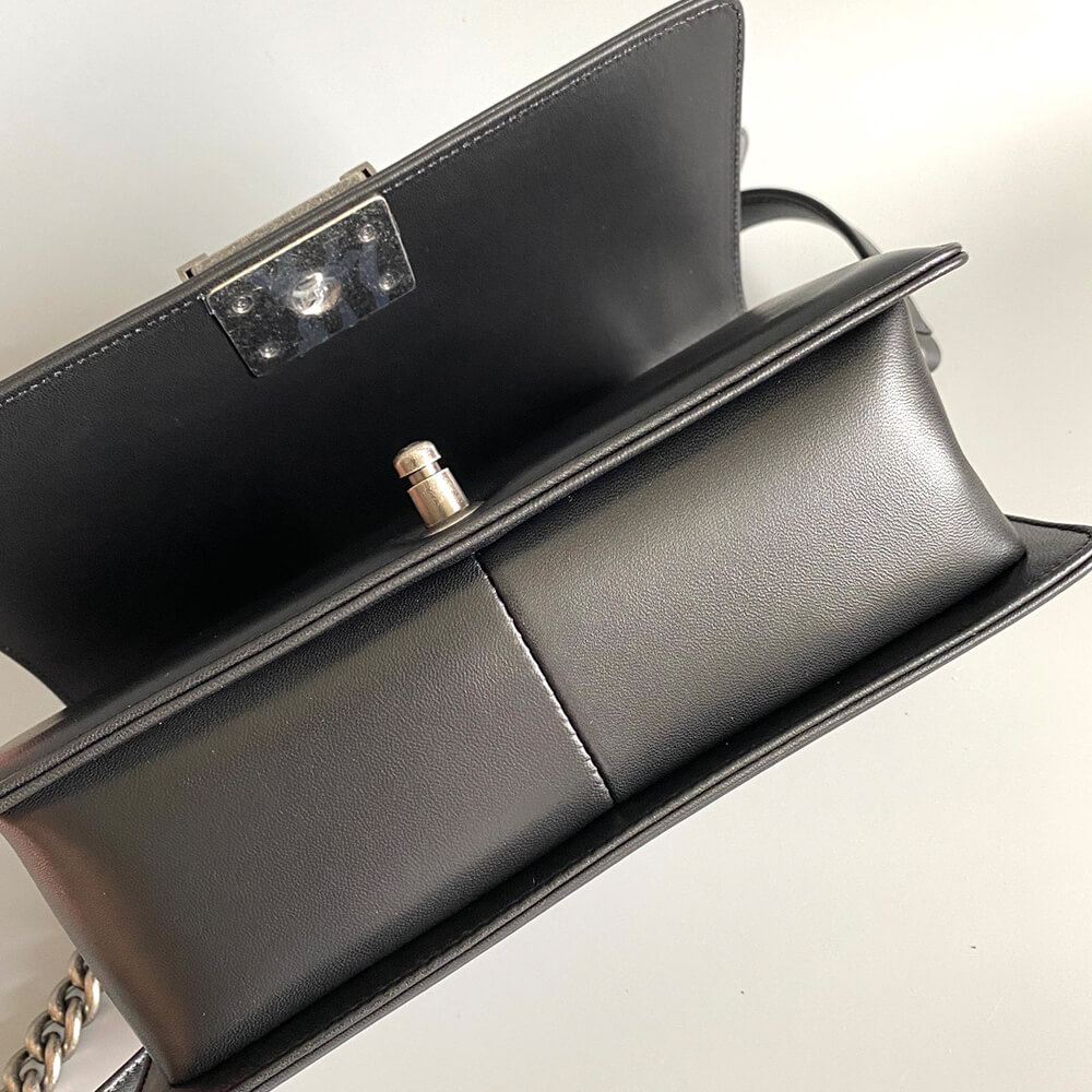 BOY CHANEL HANDBAG(TAX-FREE GRADE) - Top Club