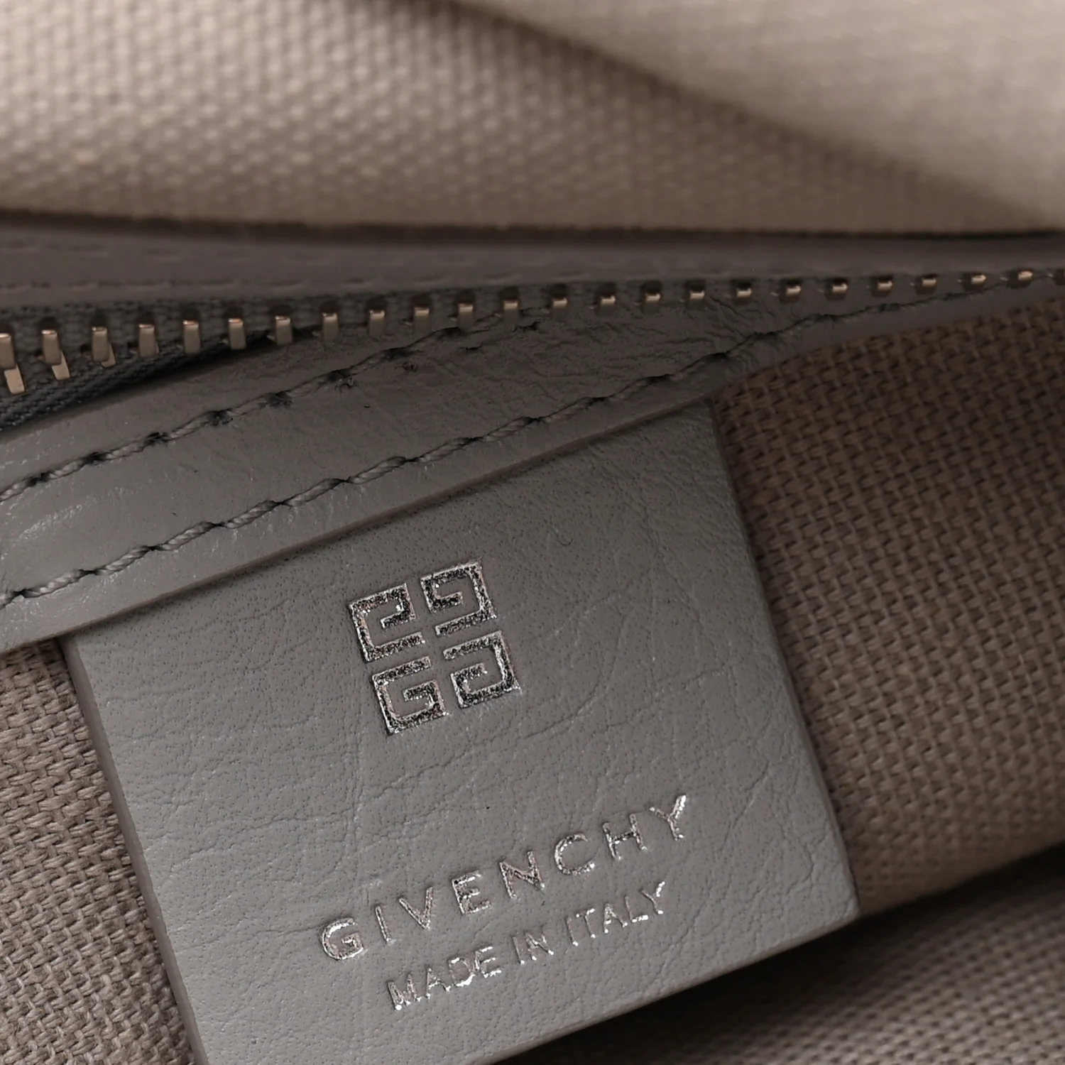 Calfskin Medium Voyou Bag Light Grey - Top Club