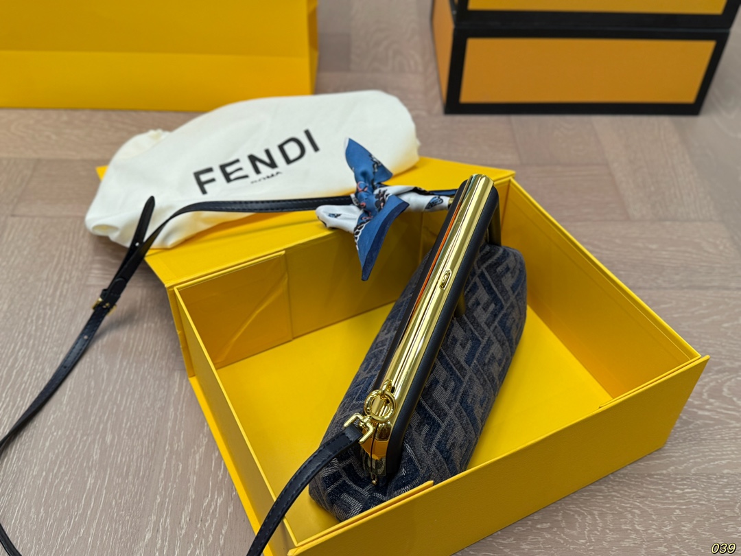Fen new arrival First bag size: 23 * 17 cm - Top Club