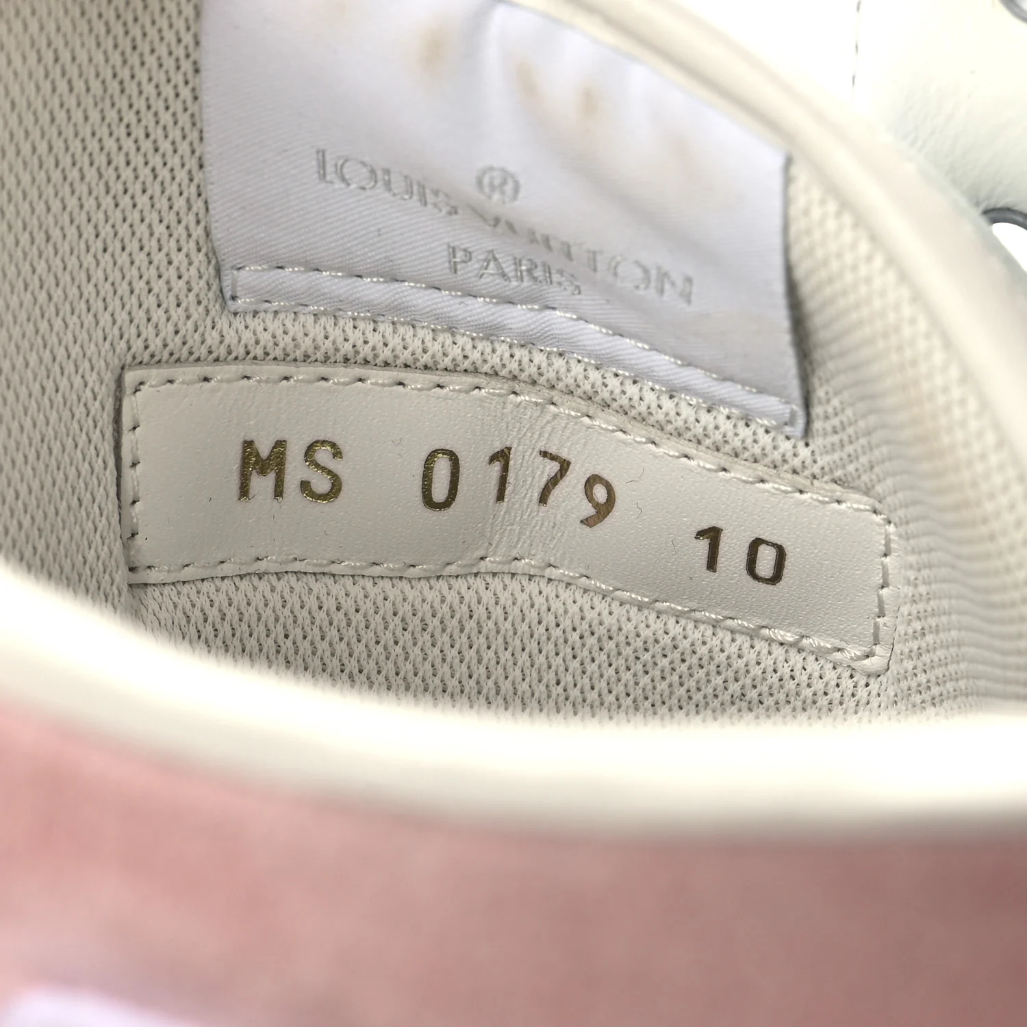 Calfskin Suede Monogram Mens Rivoli High Top Sneakers 10 White Multicolor - Top Club