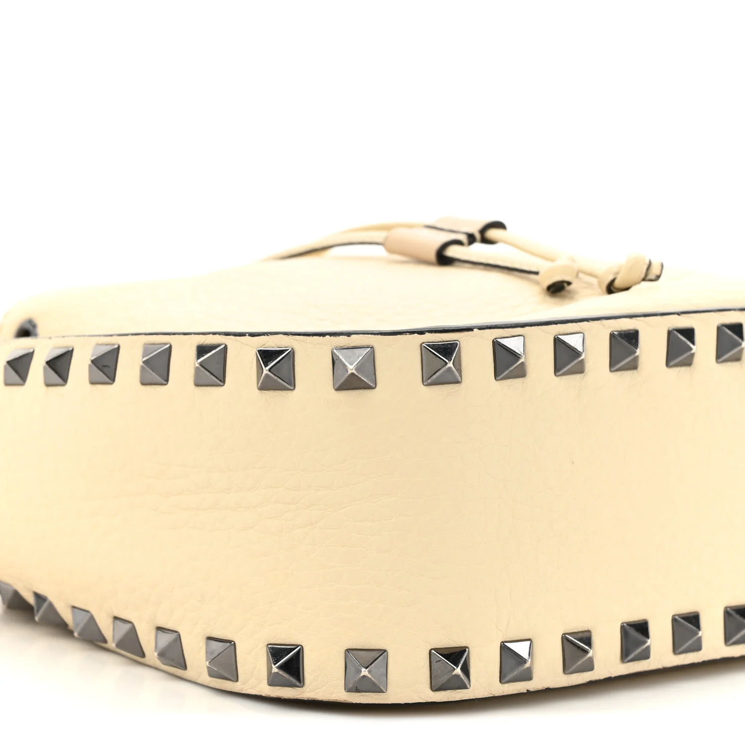 Grained Calfskin Rockstud Bucket Bag Ivory - Top Club