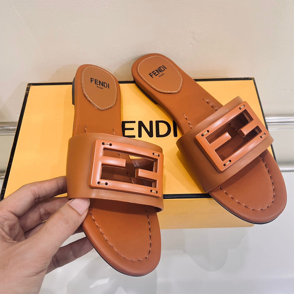Fendi Baguette Slides - Top Club