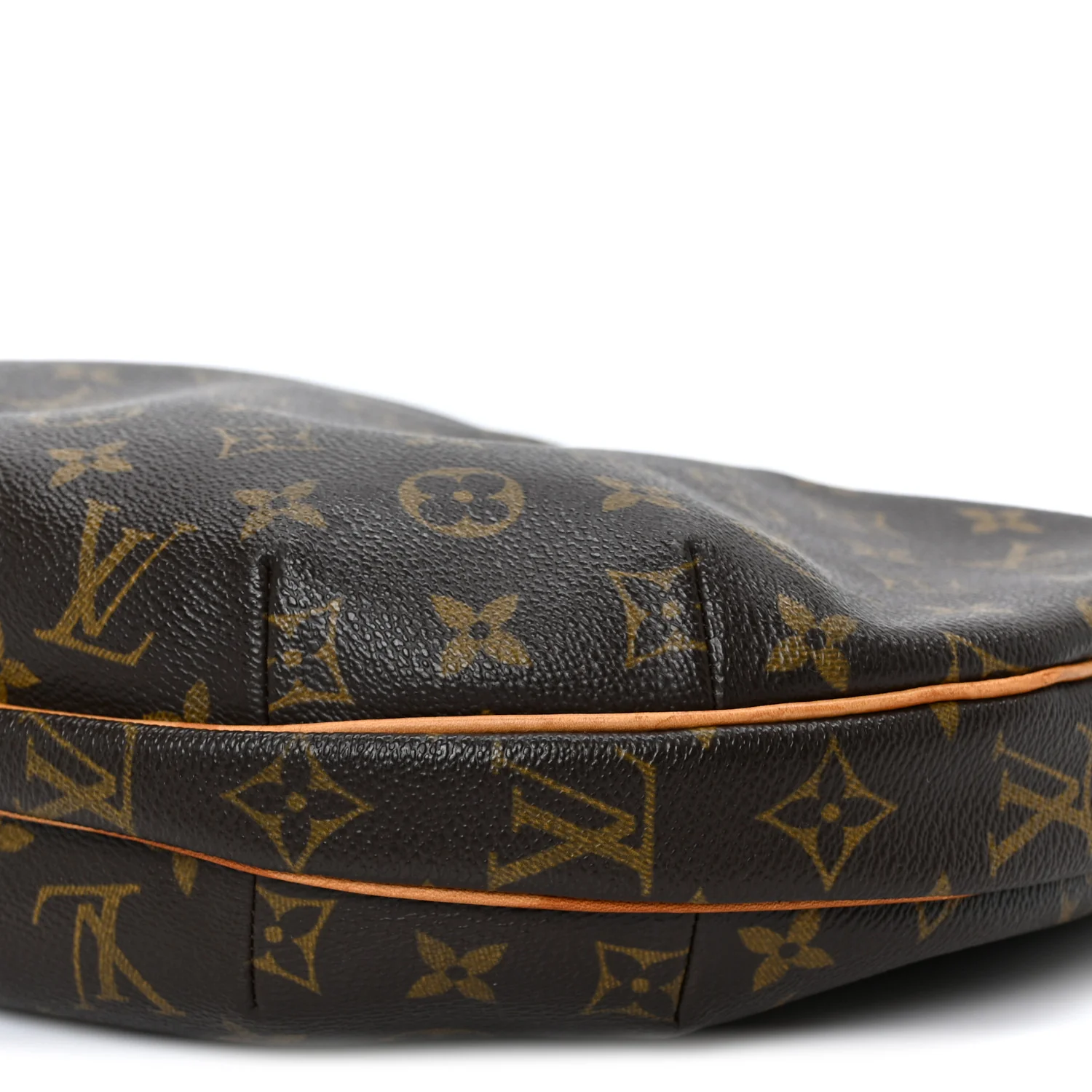 Monogram Croissant MM - Top Club