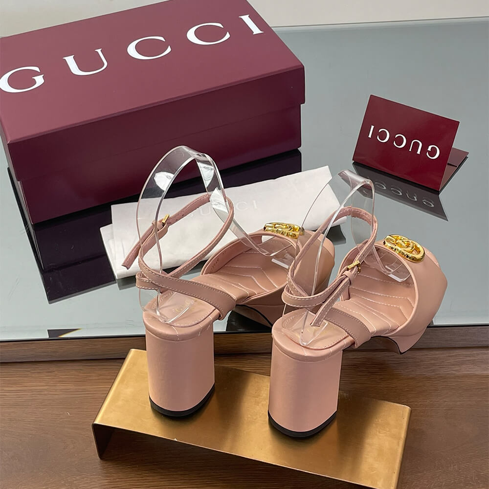 GUCCI Women s platform sandal with Double G - Top Club